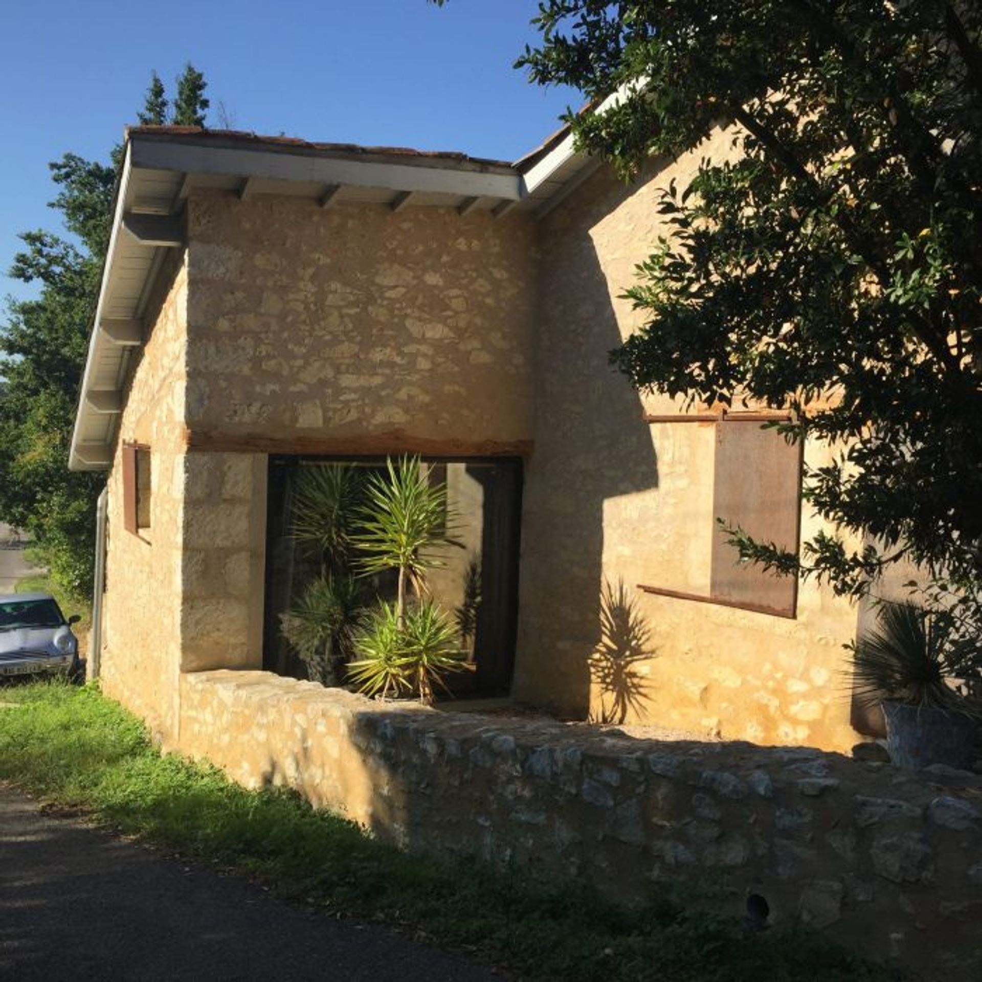 Rumah di Castera-Verduzan, Midi-Pyrenees 10029048