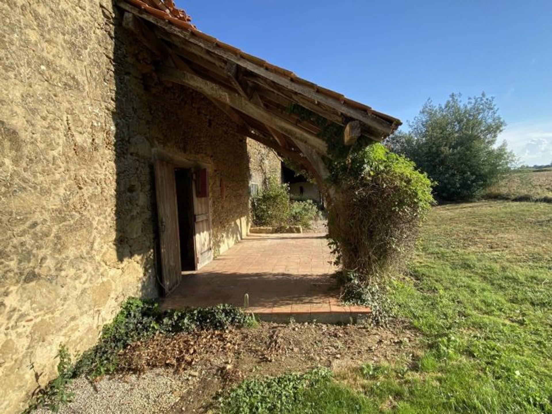 rumah dalam Masseube, Midi-Pyrenees 10029066