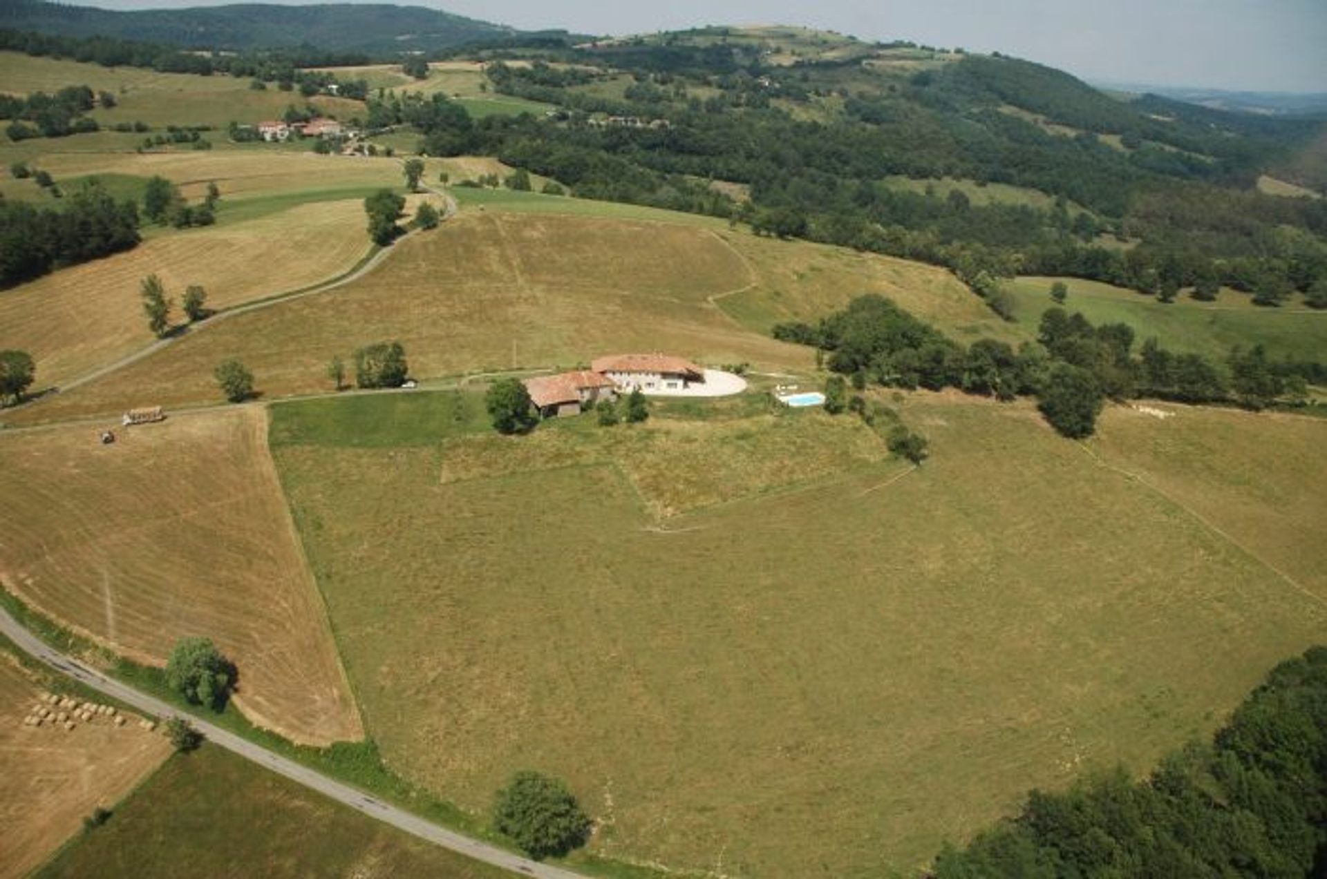 rumah dalam Saint-Girons, Midi-Pyrenees 10029072