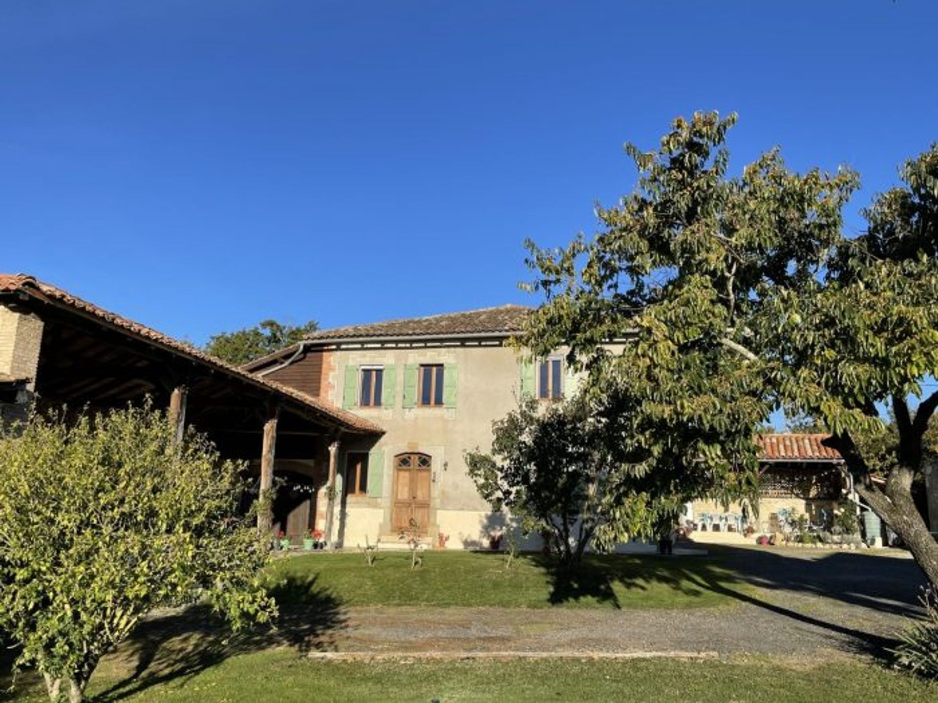 casa no Boulogne-sur-Gesse, Midi-Pyrenees 10029092