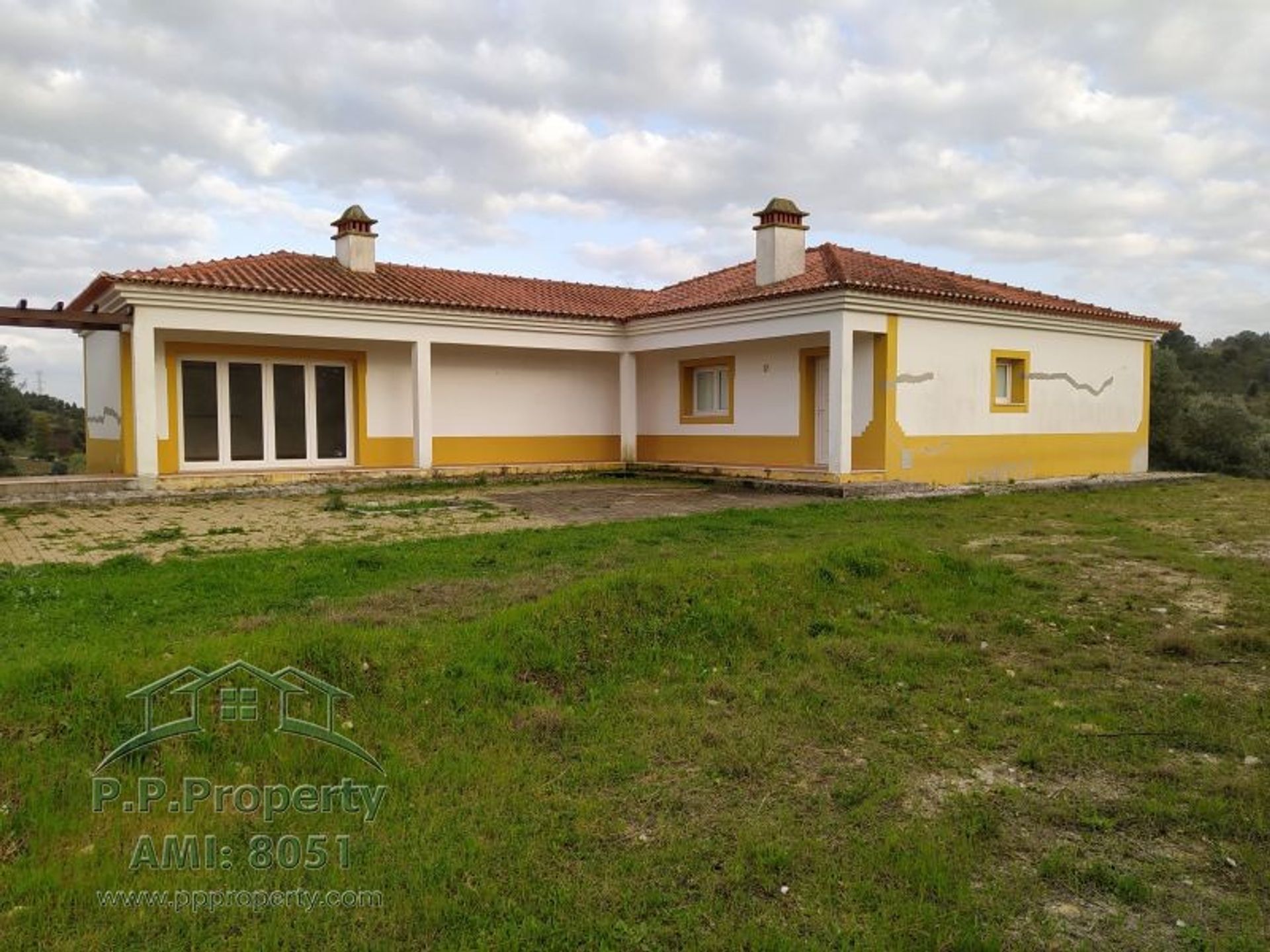 House in Torres Novas, Santarem 10029099