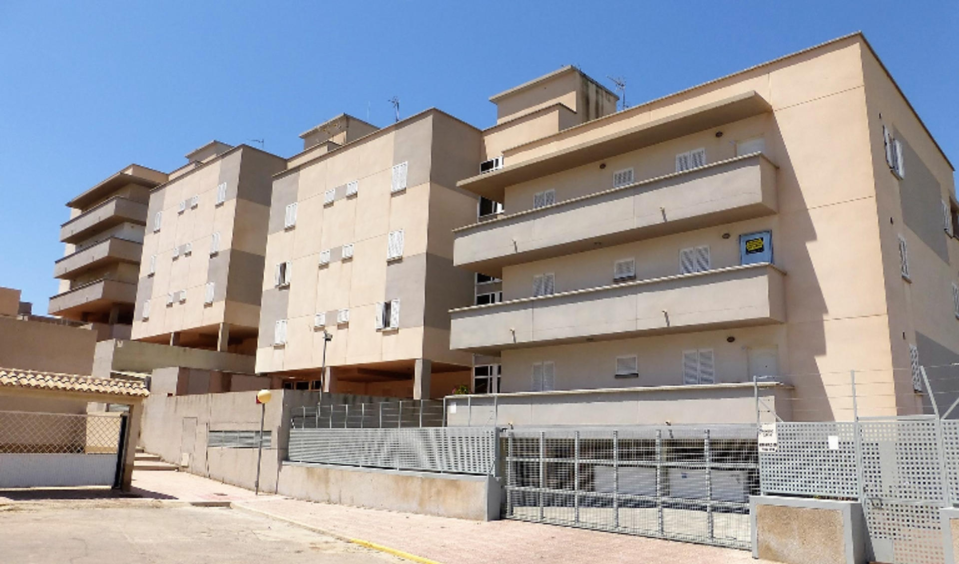 Condominium in Puerto de Mazarron, Murcia 10029390