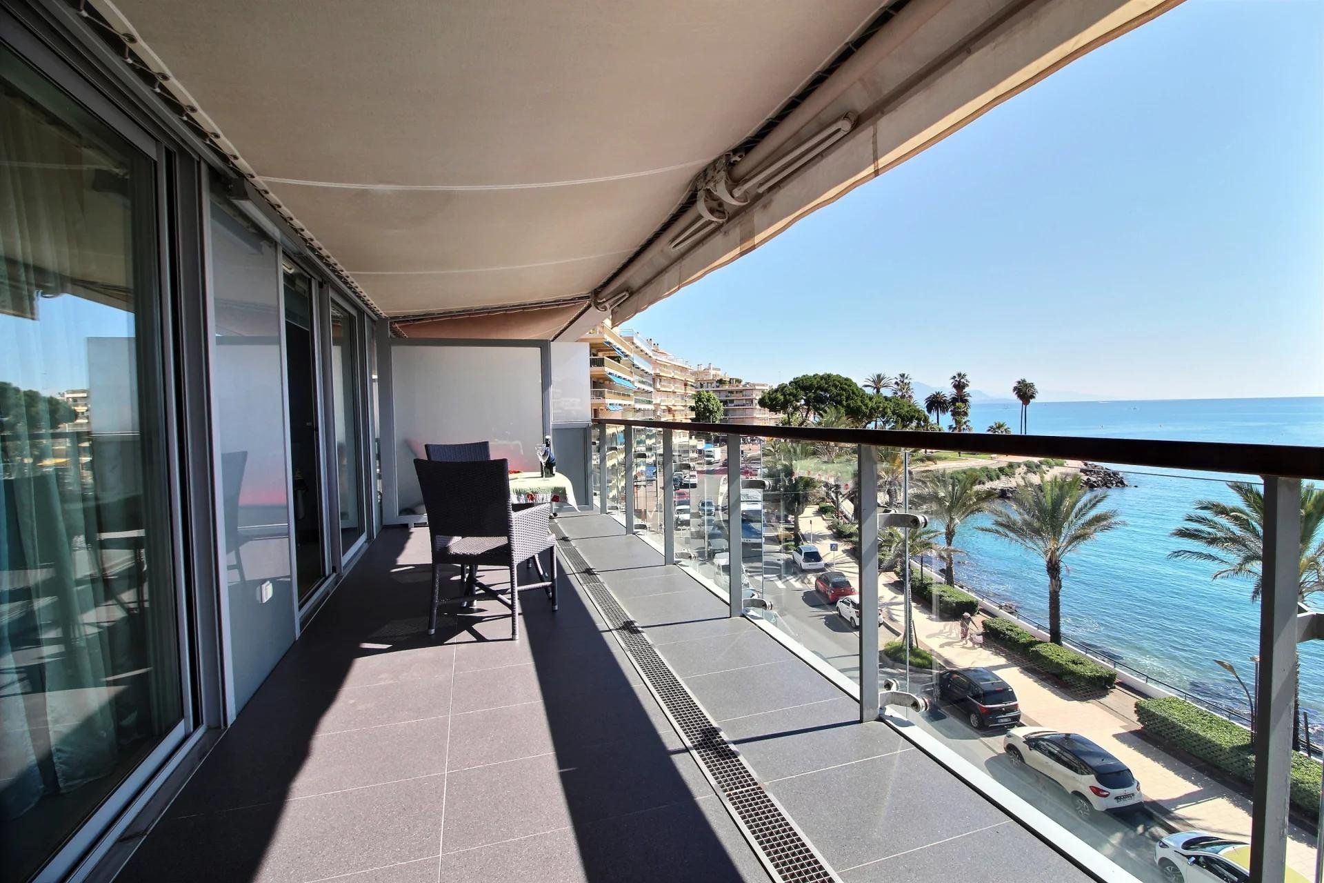 Condominio nel Antibes, Provenza-Alpi-Costa Azzurra 10029690