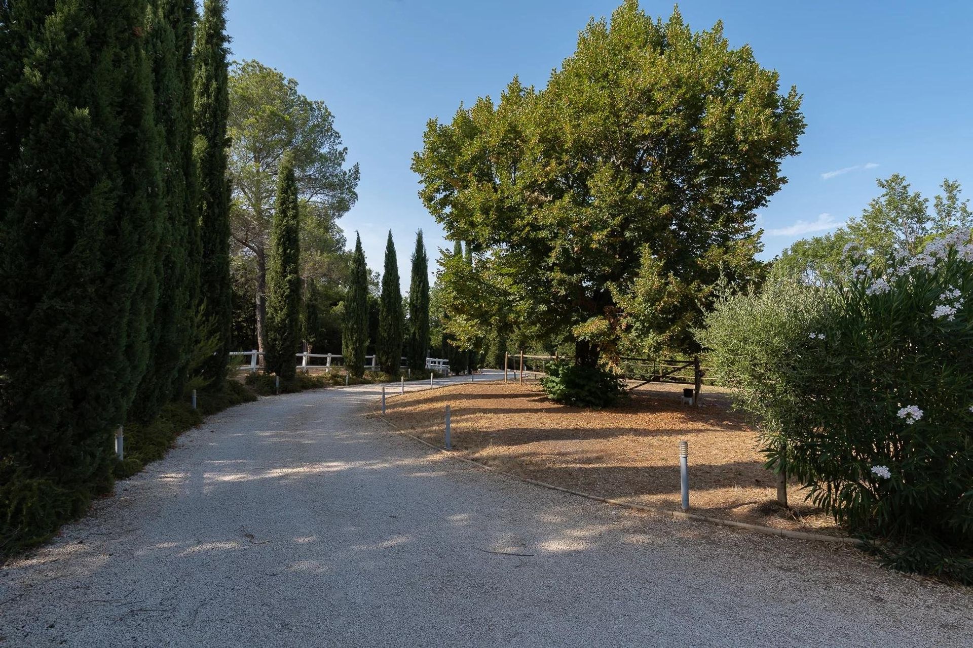 Osakehuoneisto sisään Draguignan, Provence-Alpes-Cote d'Azur 10029720