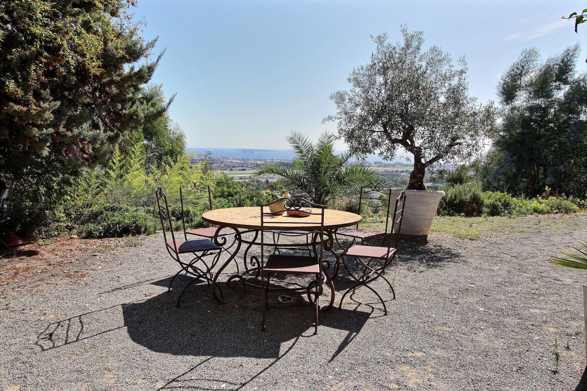 Hus i Mandelieu, Provence-Alpes-Cote d'Azur 10029721