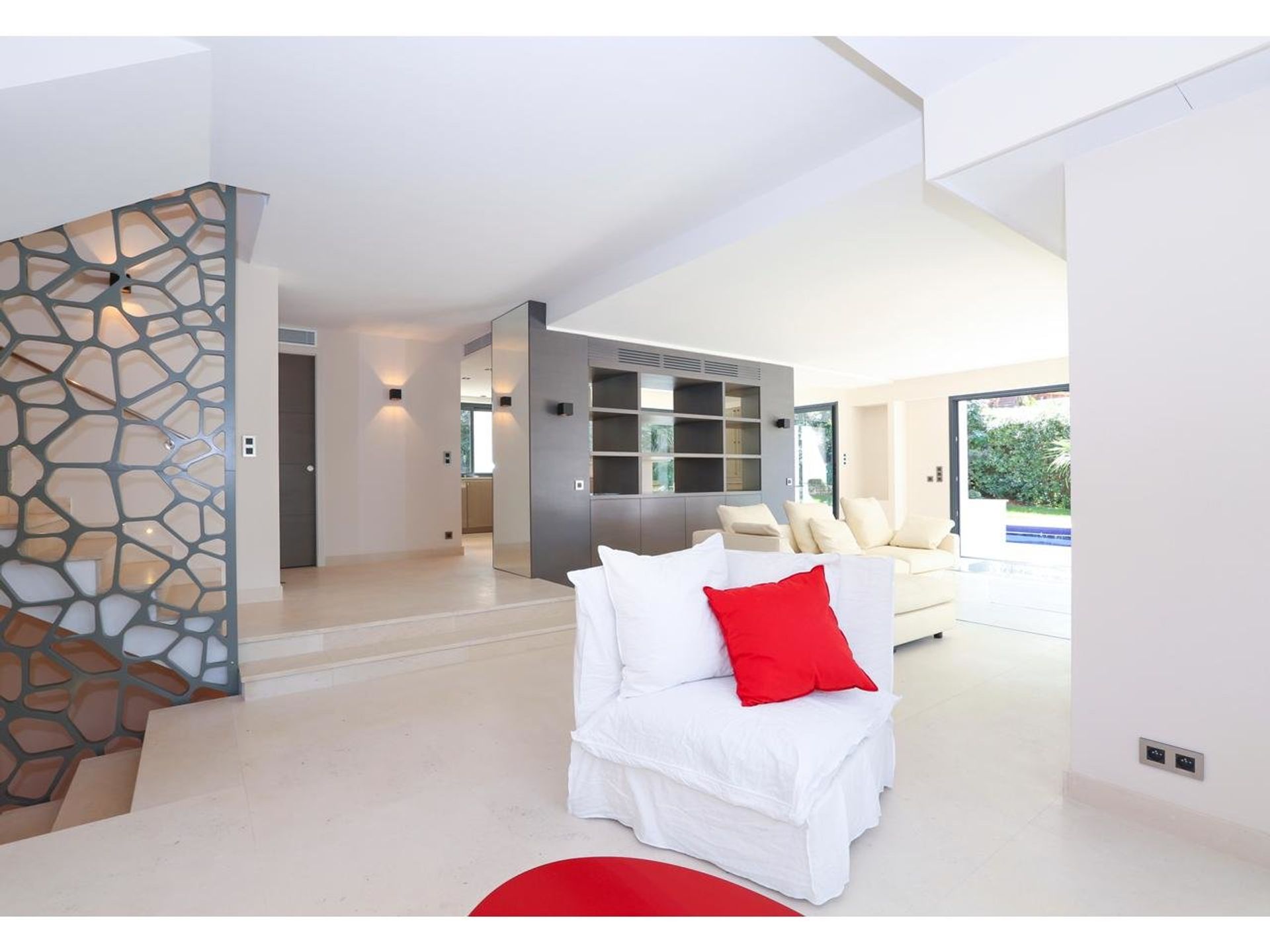 Condominium in Saint-Jean-Cap-Ferrat,  10029811