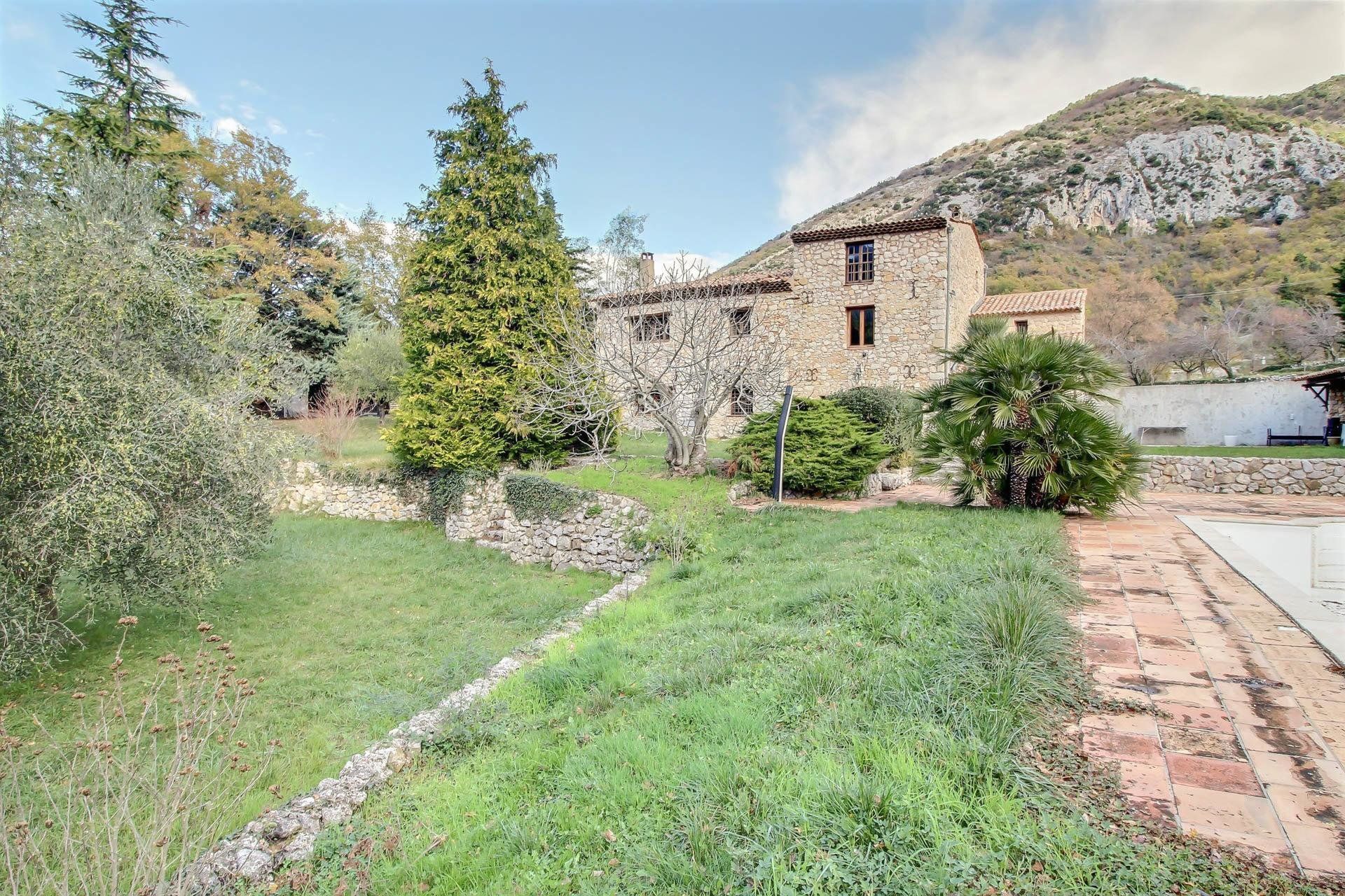 Condominio nel Sospel/col de Castillon,  10029829