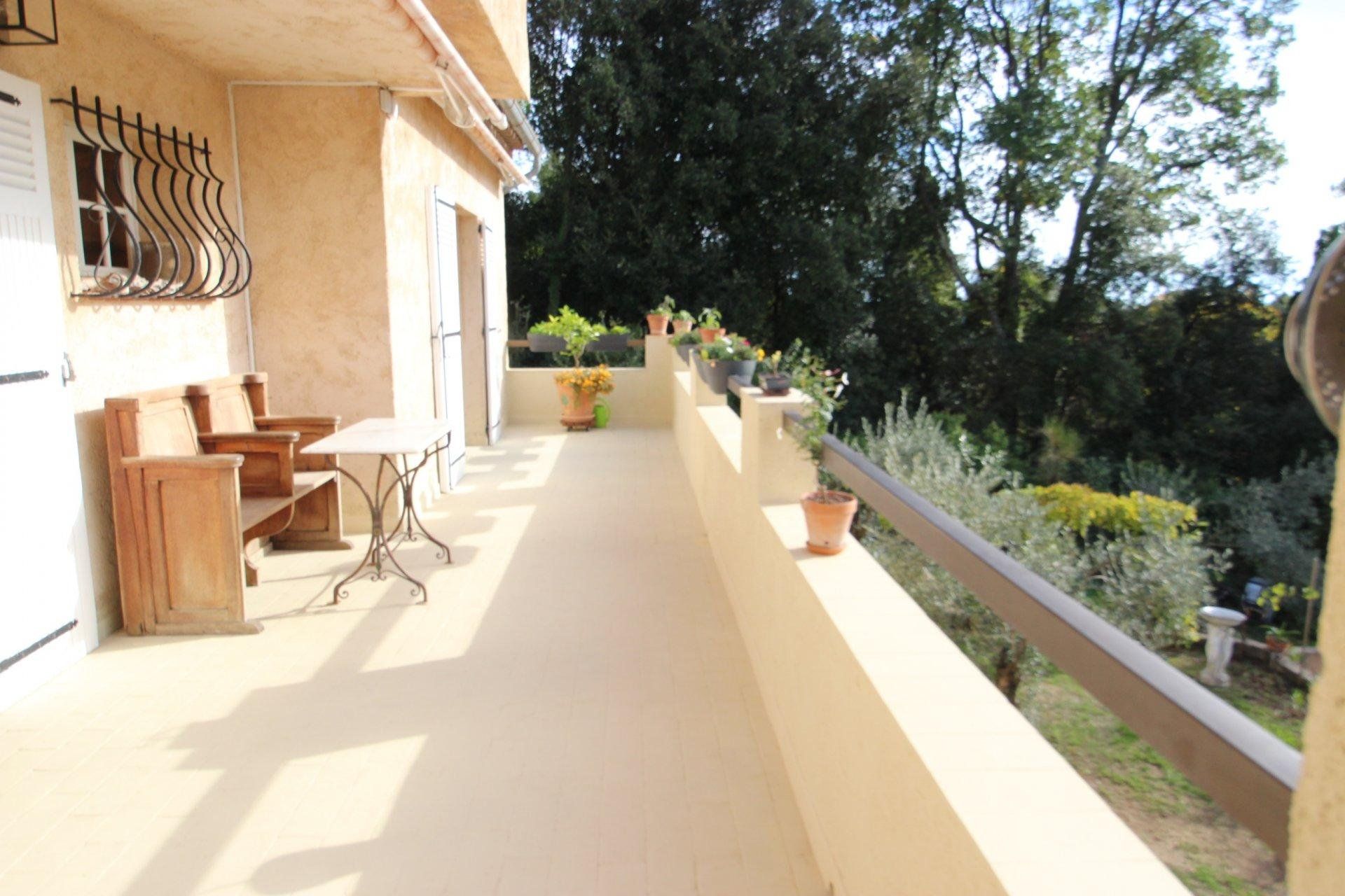 Hus i Cabris, Provence-Alpes-Cote d'Azur 10029836