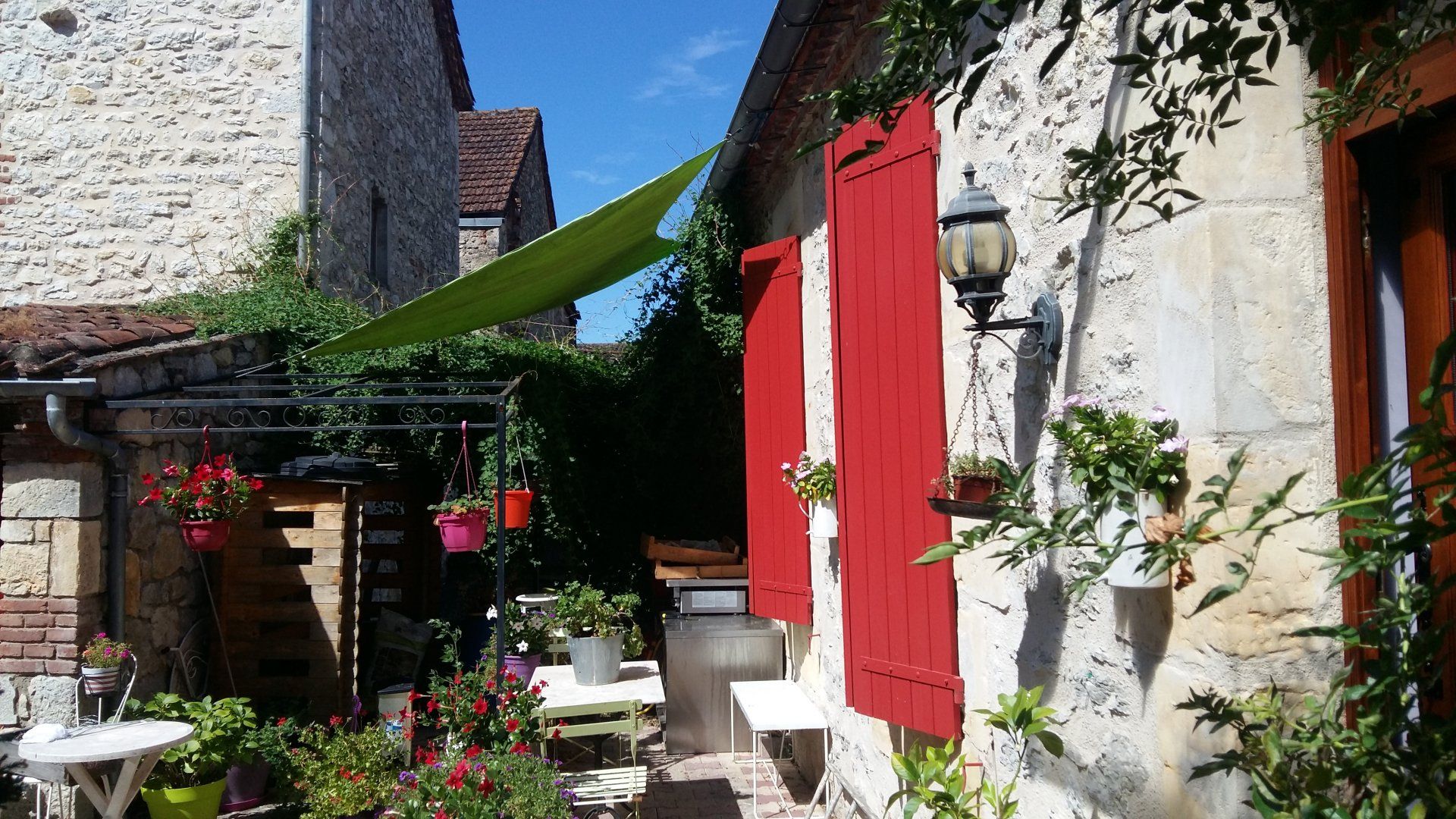 casa en Luzech, Midi-Pyrenees 10029863