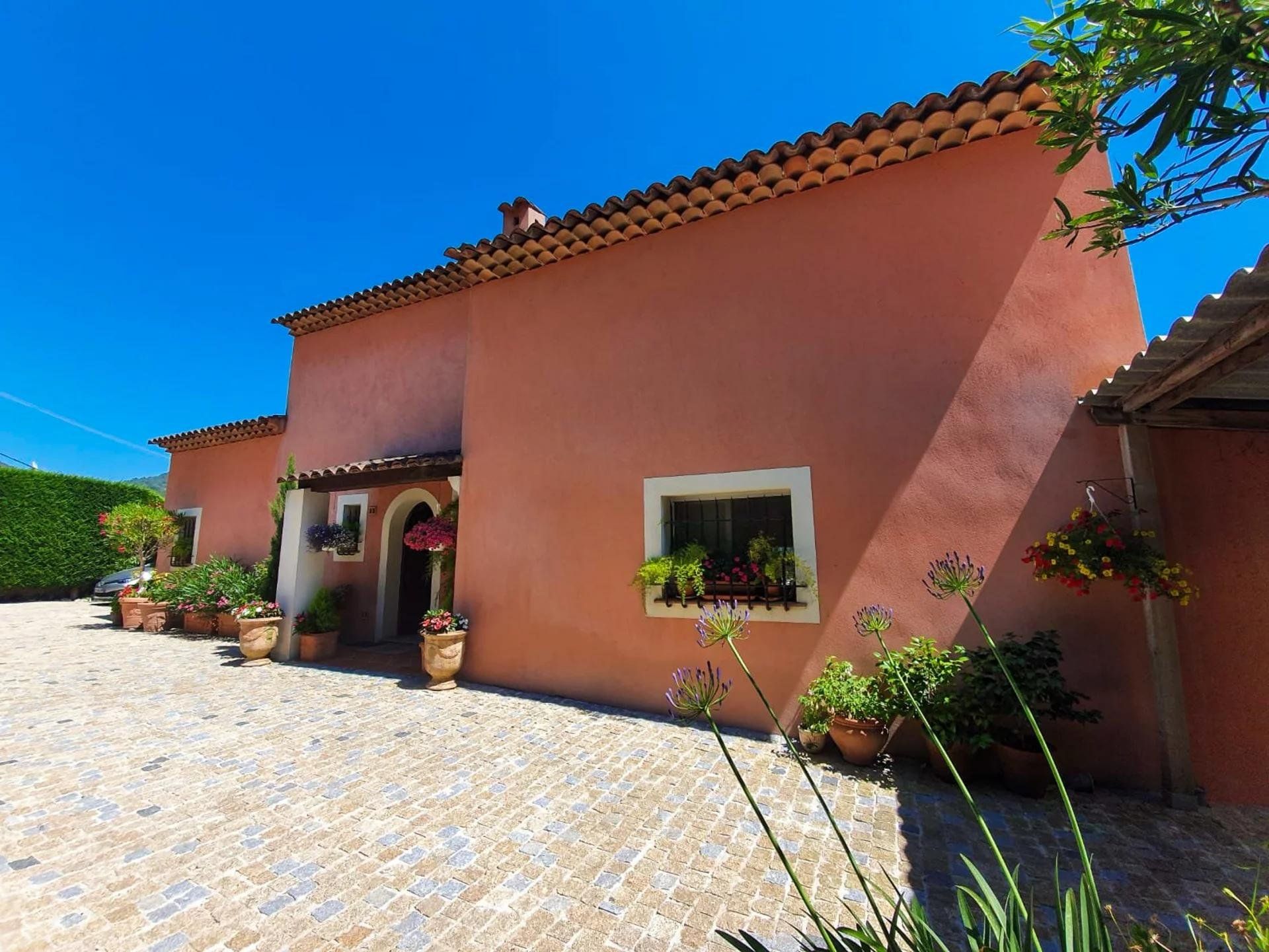 rumah dalam Tourrette-Levens, Provence-Alpes-Côte d'Azur 10029948