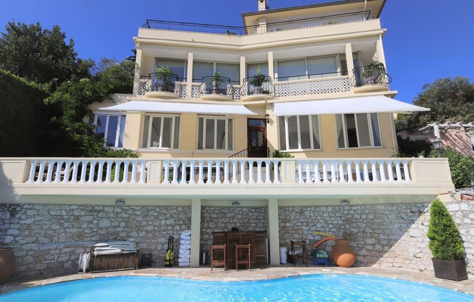 House in Villefranche-sur-Mer, Provence-Alpes-Cote d'Azur 10029974