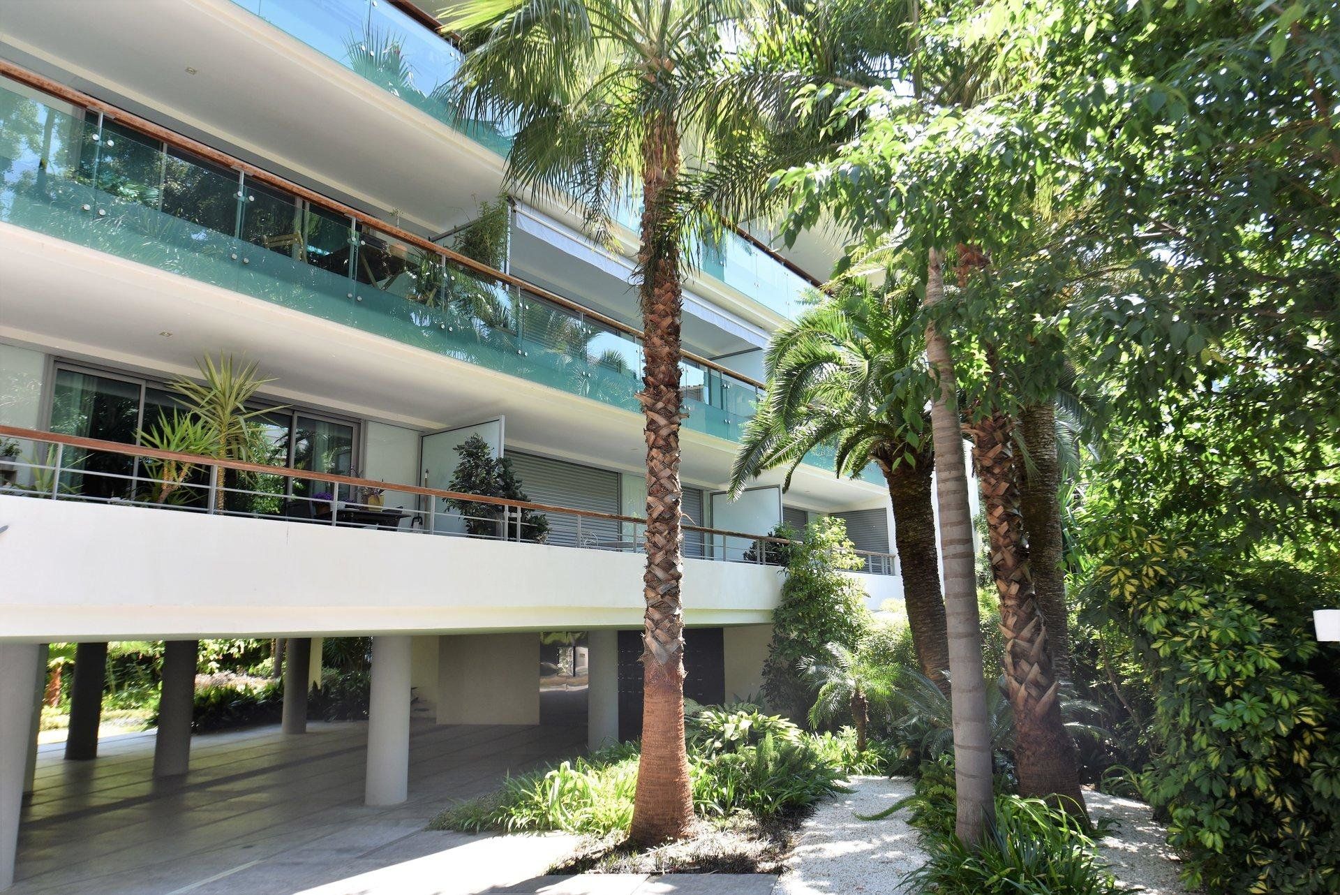 Condominio en Antibes Juan Les Pins,  10030025