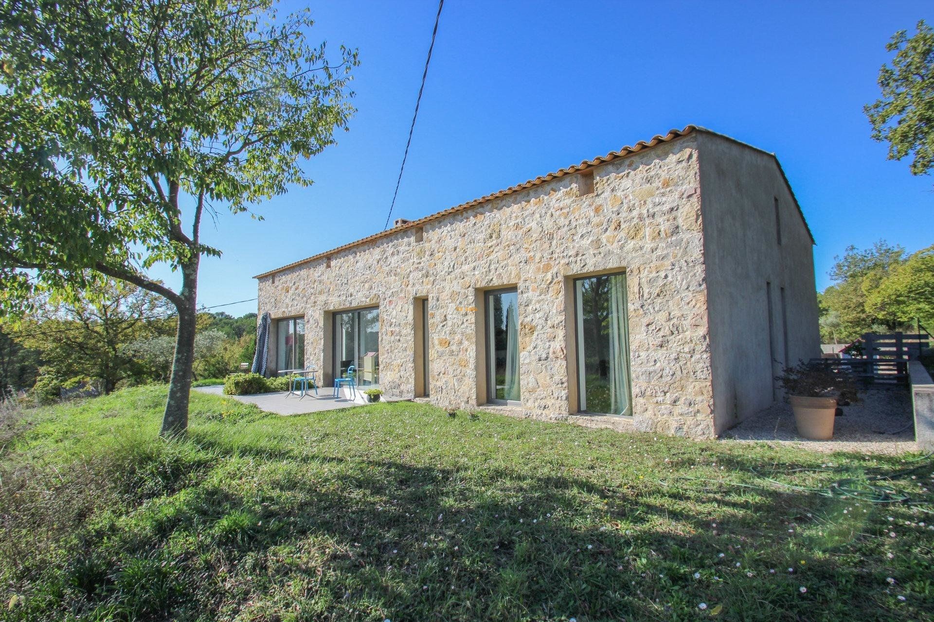 casa en Fayence, Provence-Alpes-Cote d'Azur 10030216