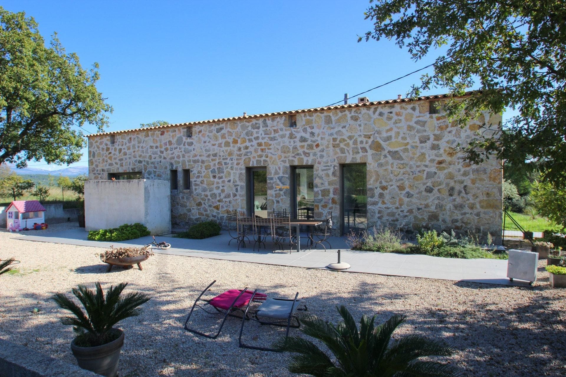 Huis in Fayence, Provence-Alpes-Cote d'Azur 10030216