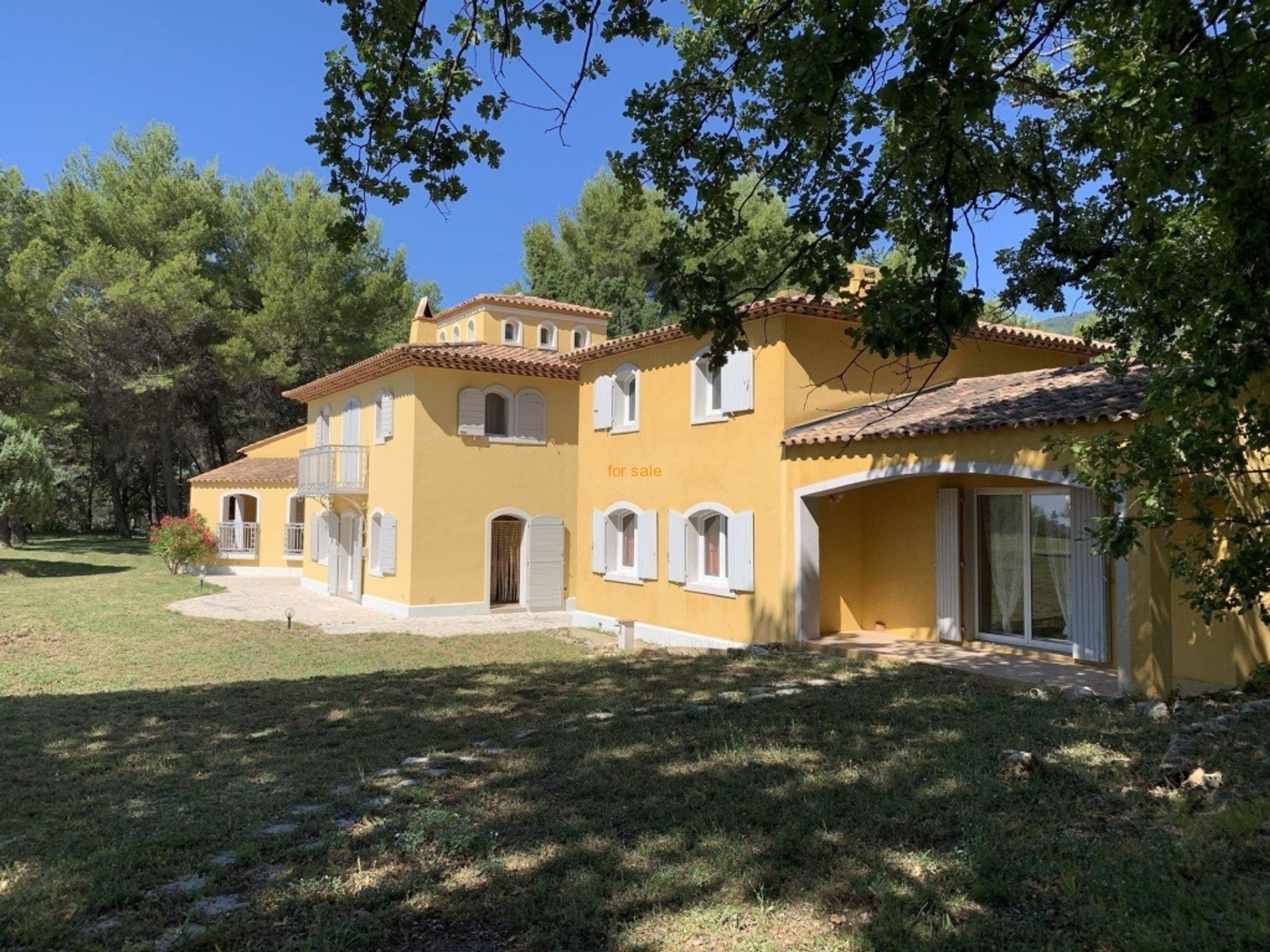 House in Seillans, Provence-Alpes-Cote d'Azur 10030225