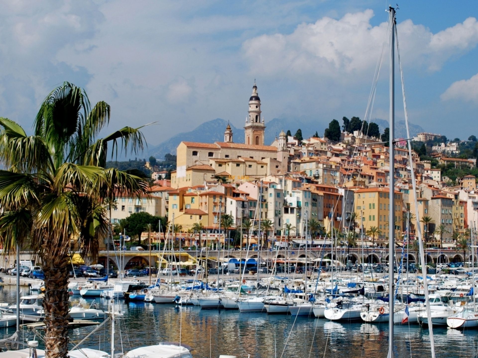 Runcit dalam Menton, Provence-Alpes-Côte d'Azur 10030229