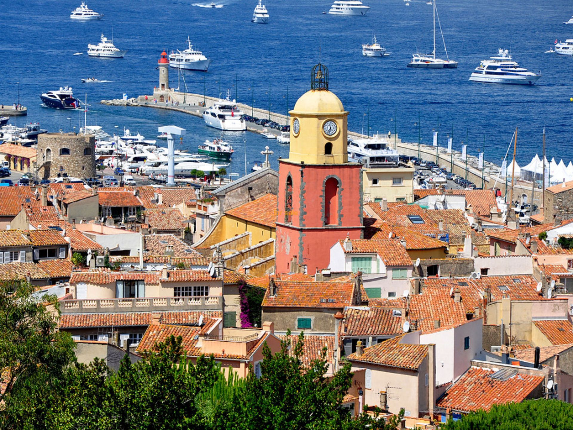 קוֹנדוֹמִינִיוֹן ב Saint-Tropez, Provence-Alpes-Cote d'Azur 10030263