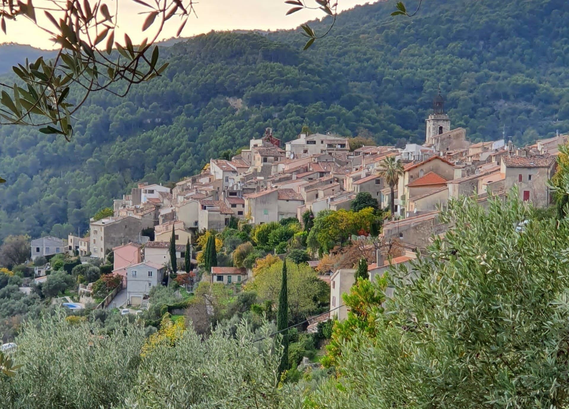 Condomínio no Claviers, Provence-Alpes-Cote d'Azur 10030269