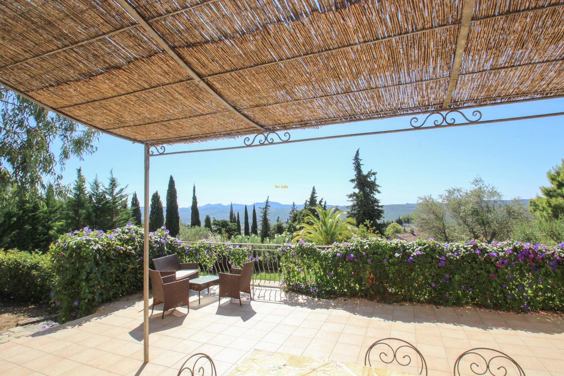 Huis in Fayence, Provence-Alpes-Cote d'Azur 10030274