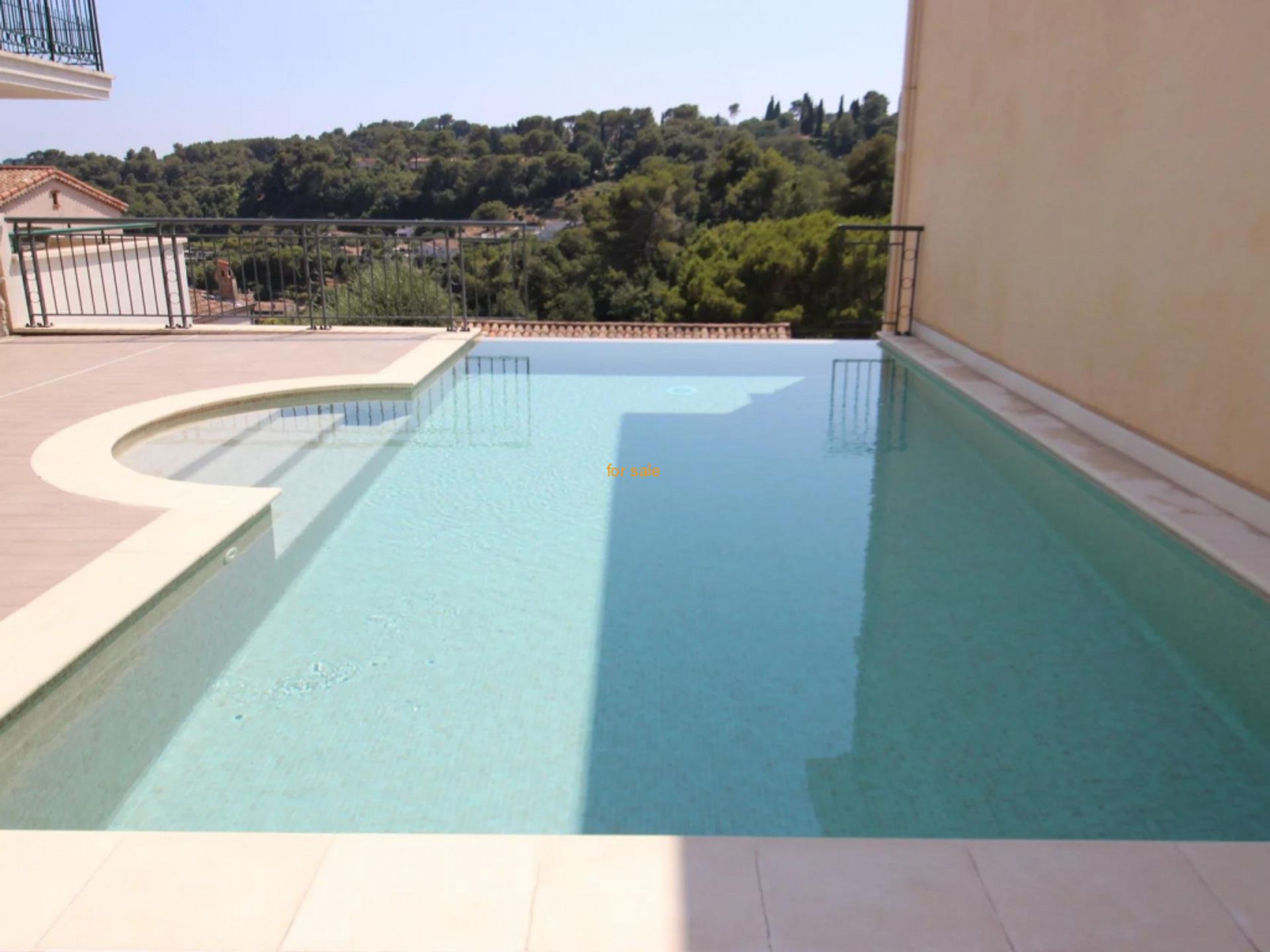 Condominium in Biot, Provence-Alpes-Cote d'Azur 10030284