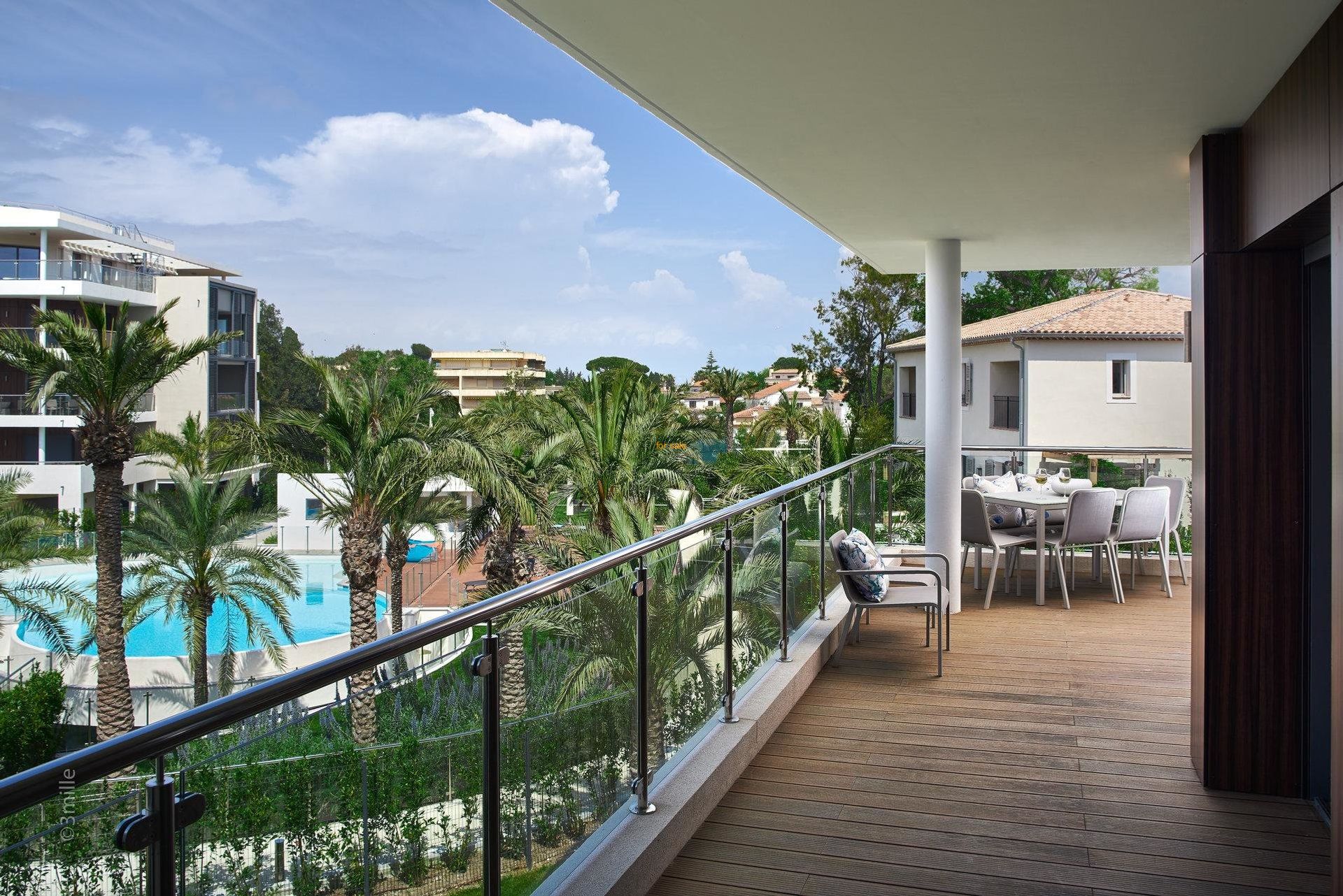 Condominio nel Juan-les-Pins, Provenza-Alpi-Costa Azzurra 10030301