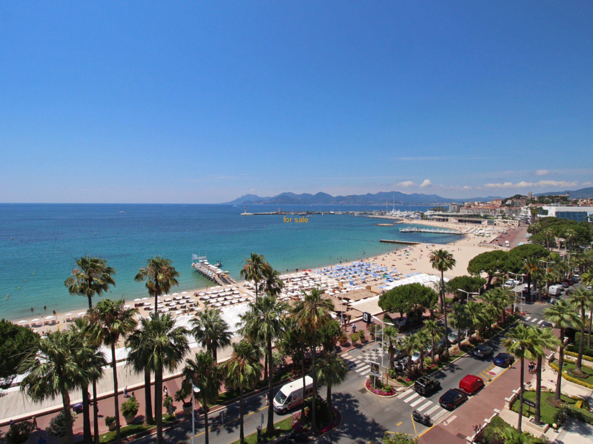 Talo sisään Cannes Croisette, Provence-Alpes-Cote d'Azur 10030303