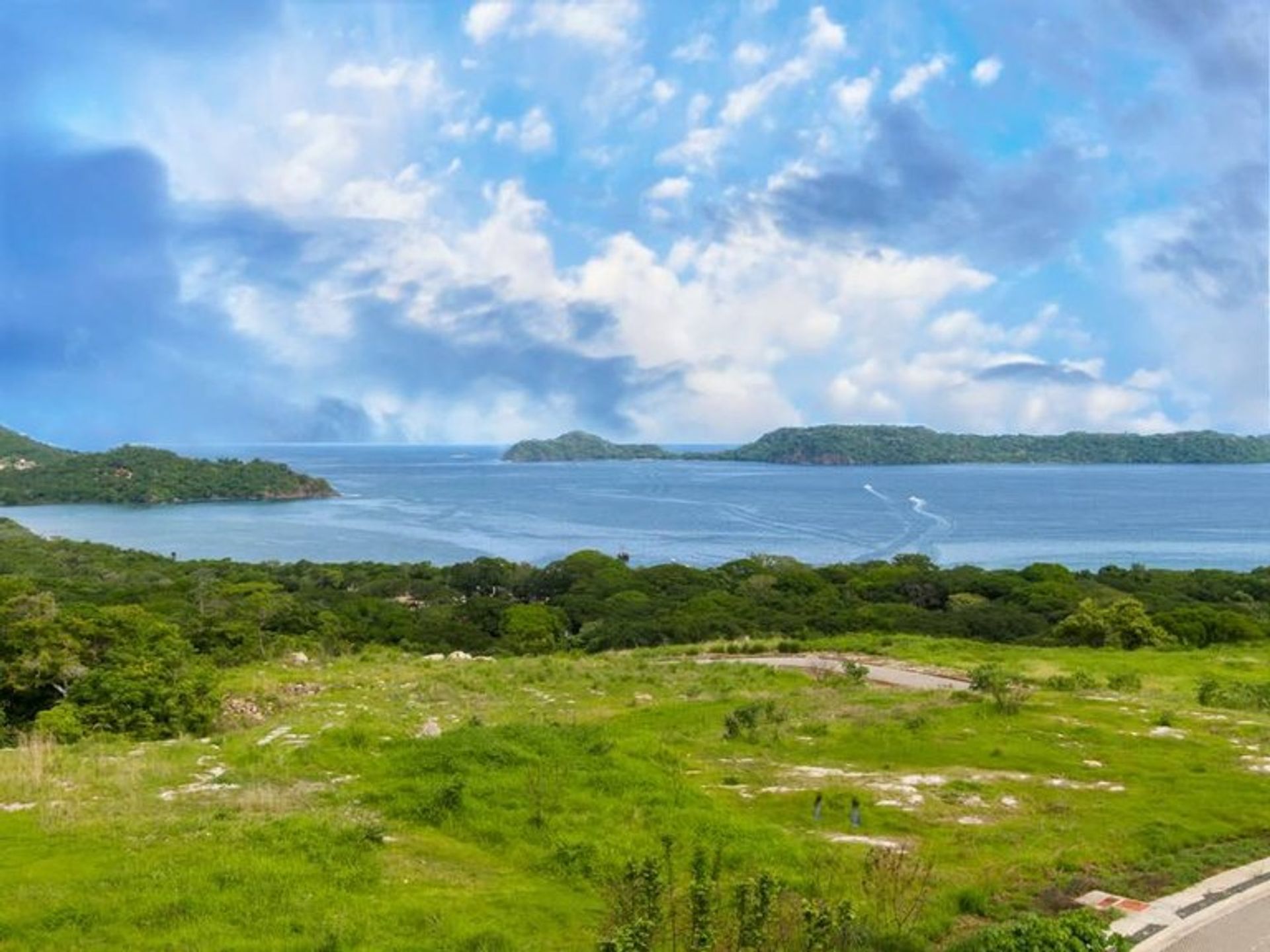 Jälleenmyynti sisään Playa Panama, CarrIllo 10030820