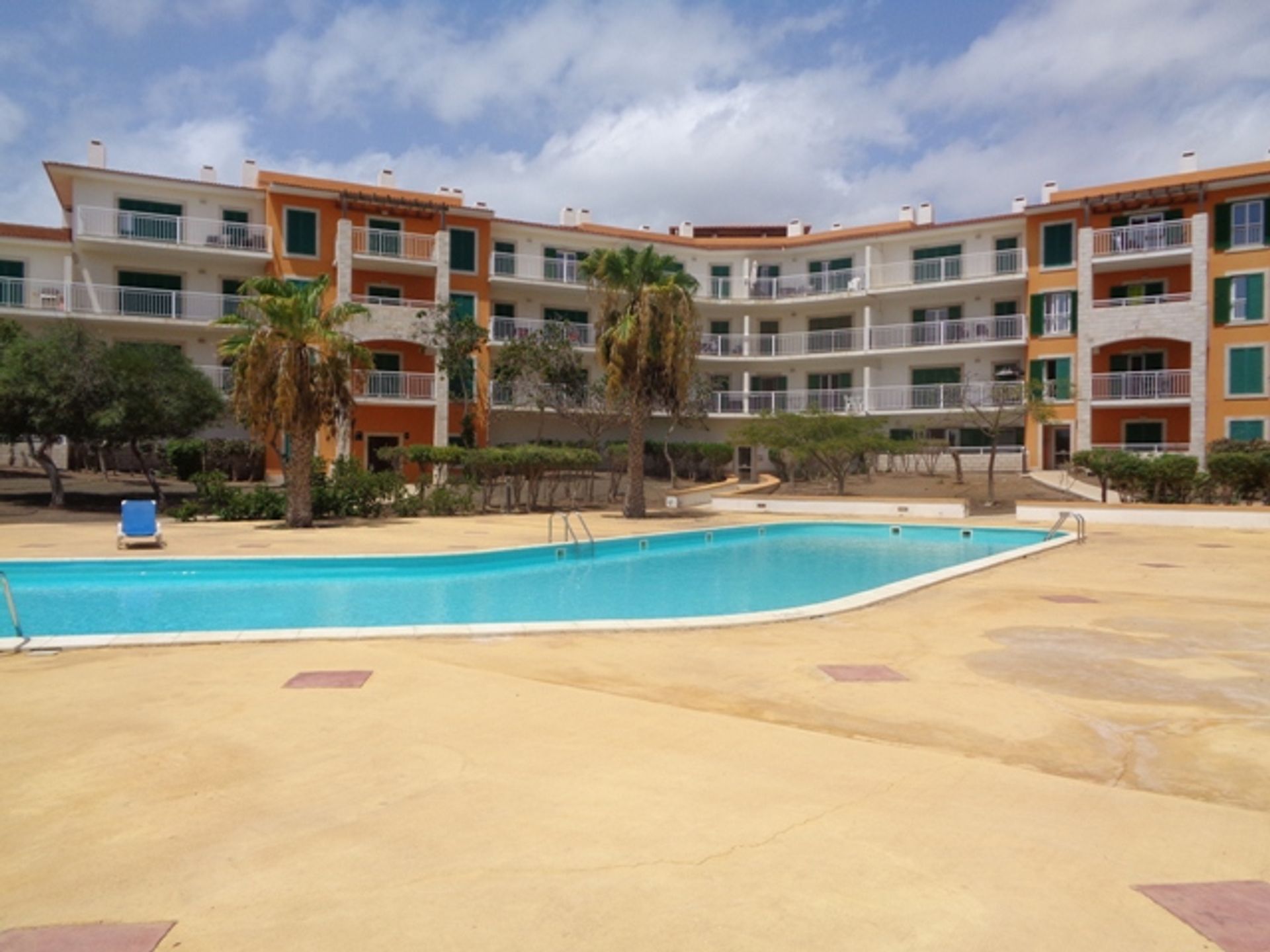 Condominium in Espargos, Sal 10031284