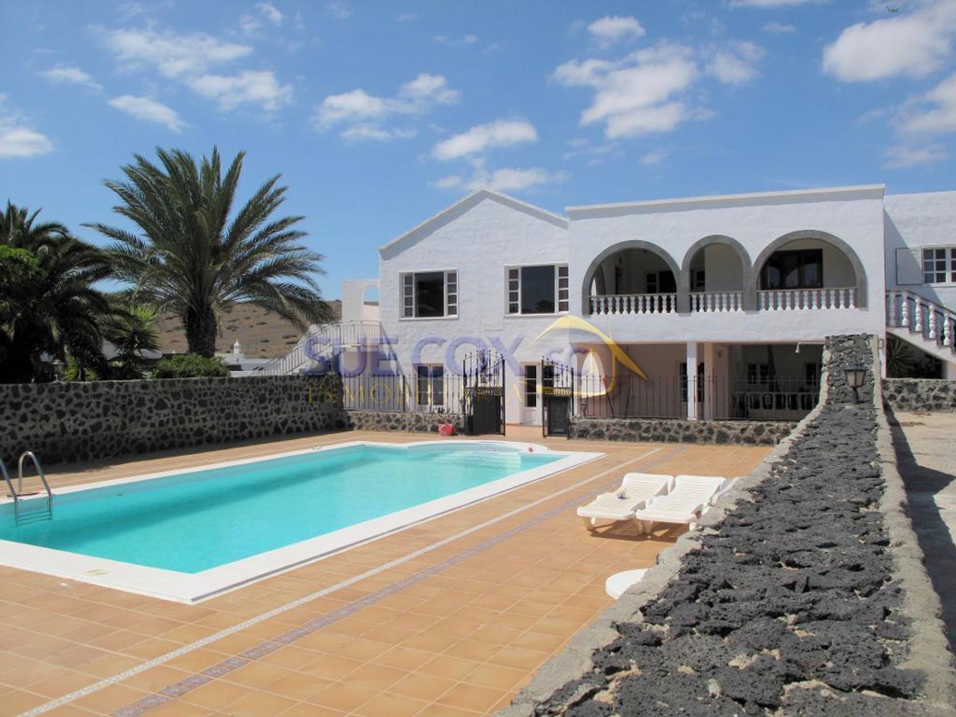 House in Puerto del Rosario, Canary Islands 10031858