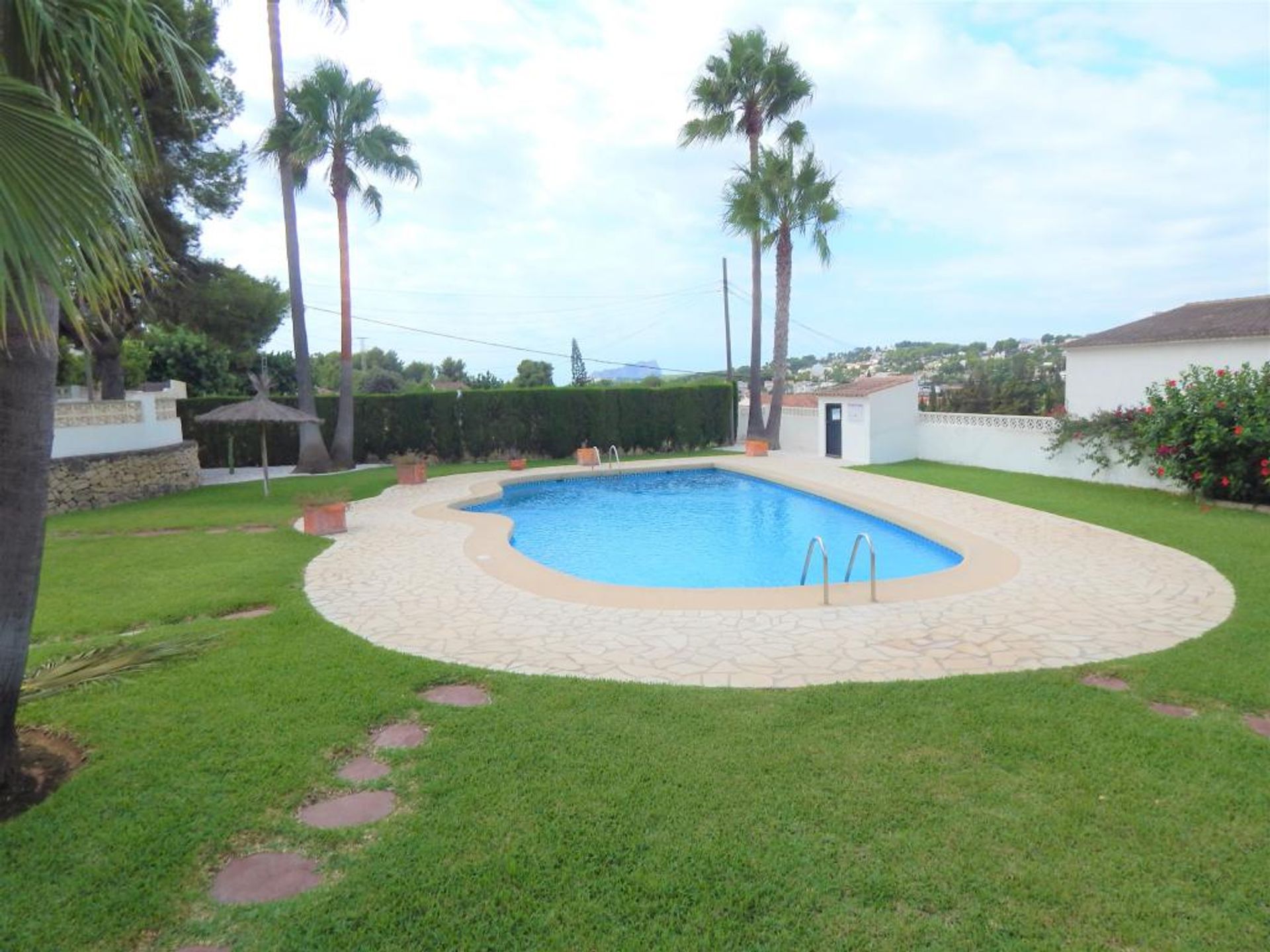 rumah dalam Moraira, Costa Blanca 10032374