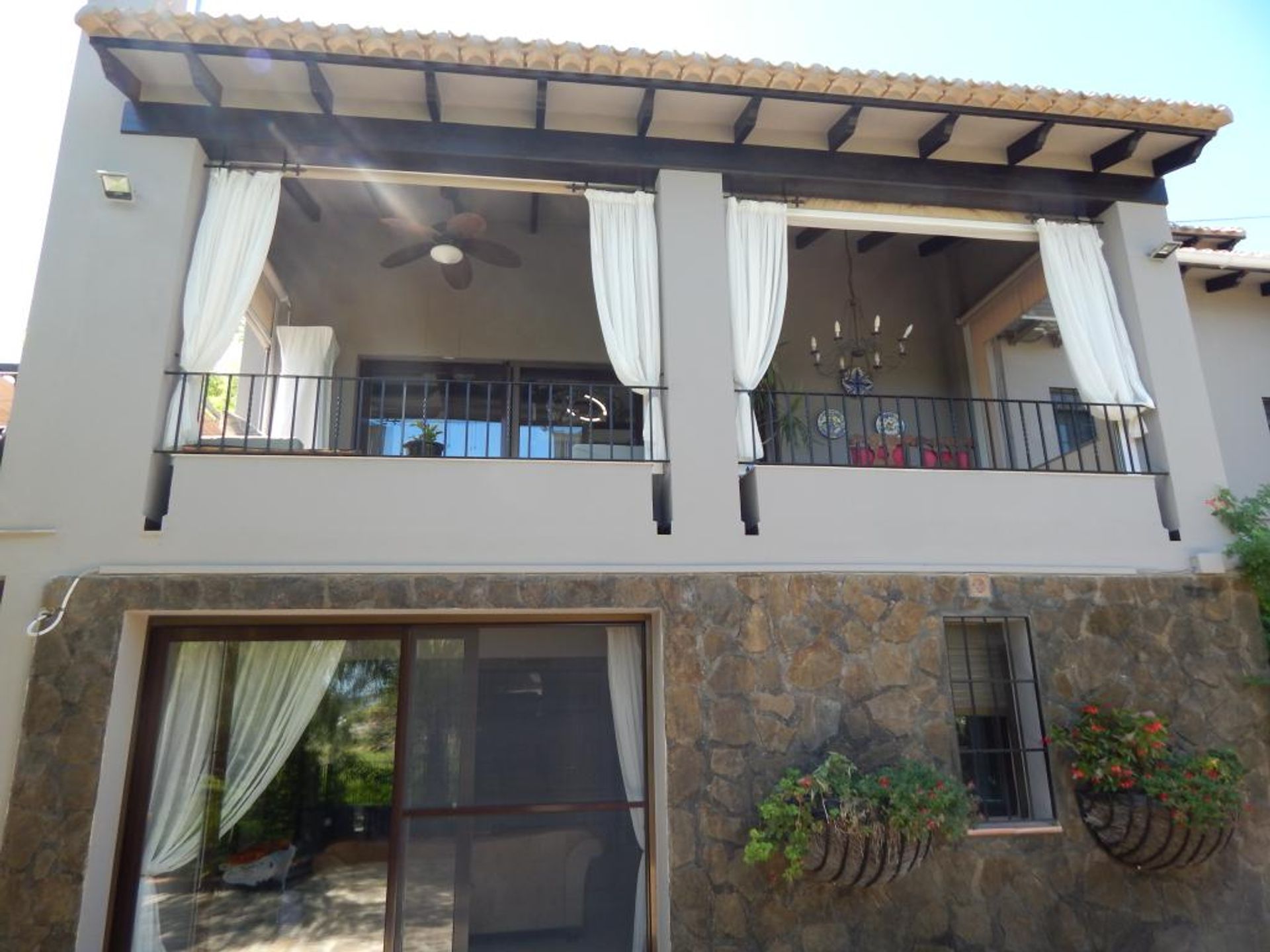 rumah dalam Pedreguer, Costa Blanca 10032451