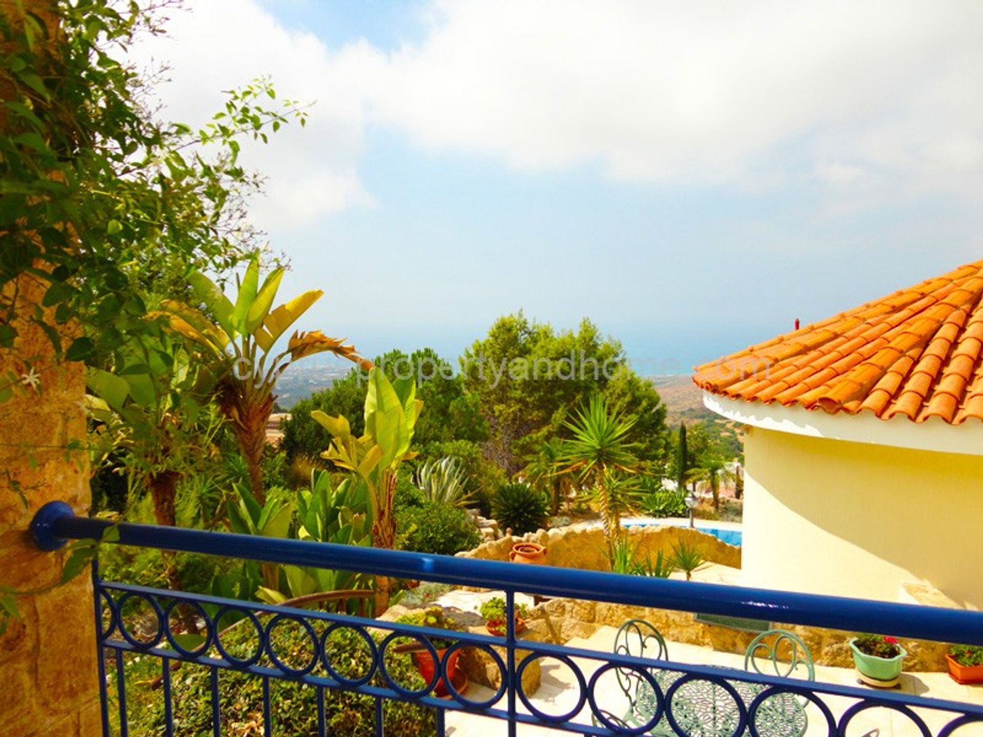 House in Tala-Kamares, Paphos 10034577