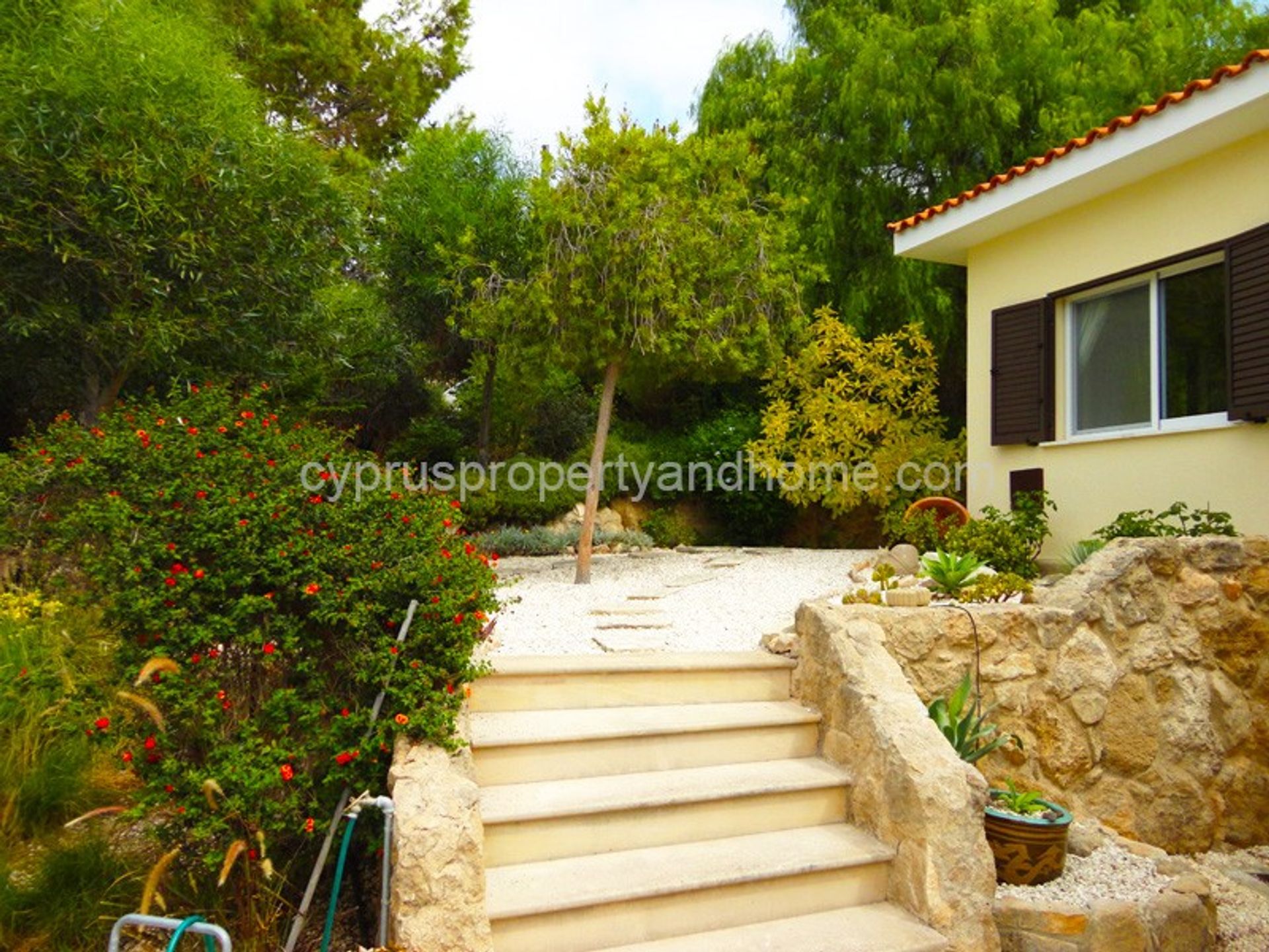 House in Tala-Kamares, Paphos 10034577