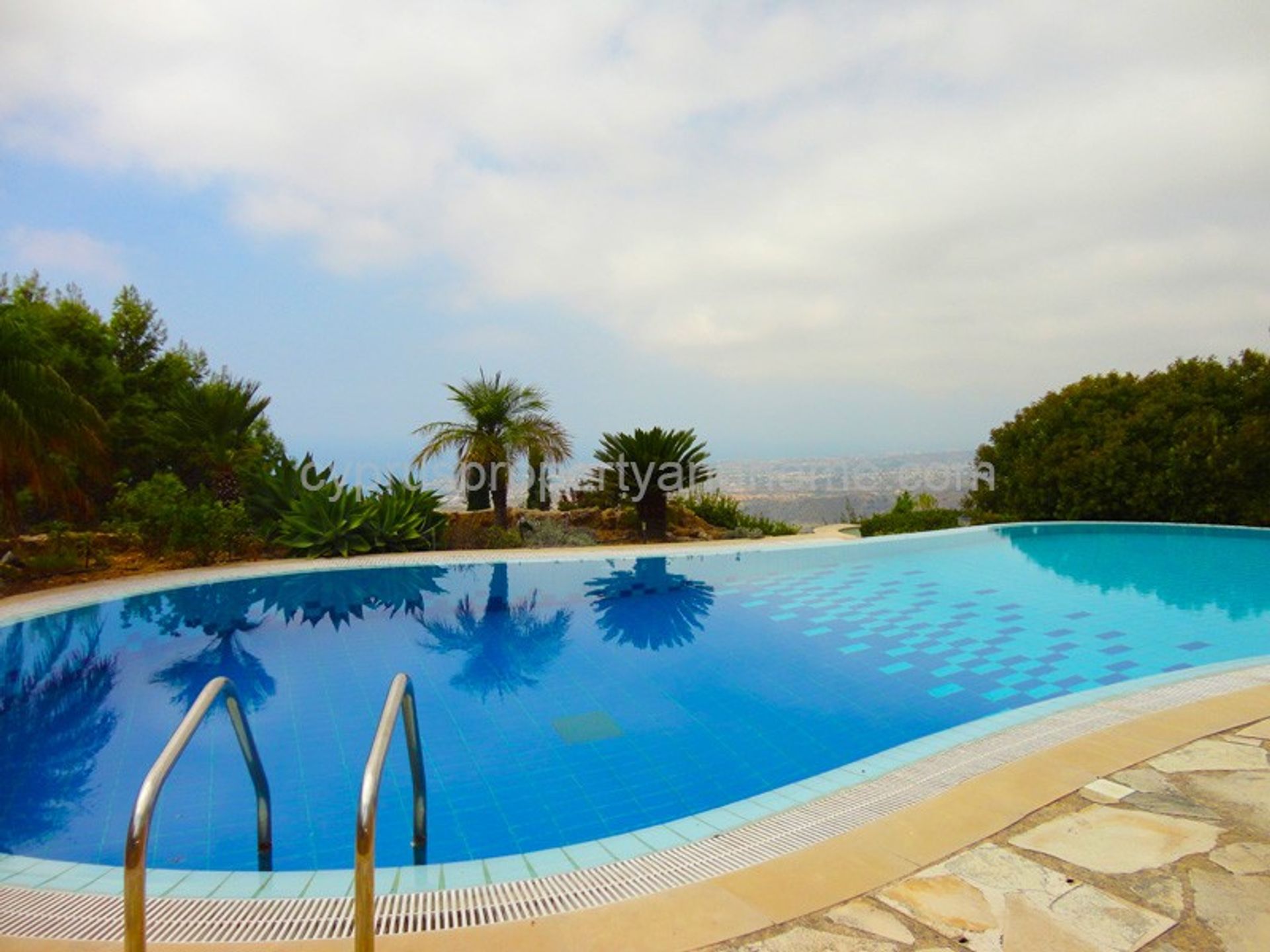 House in Tala-Kamares, Paphos 10034577