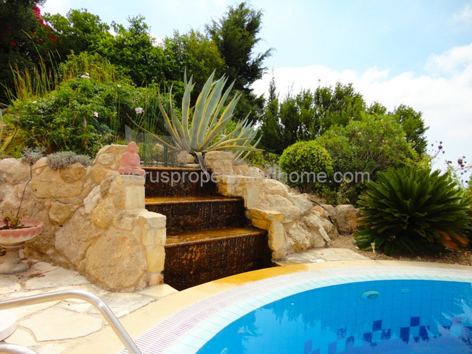 House in Tala-Kamares, Paphos 10034577