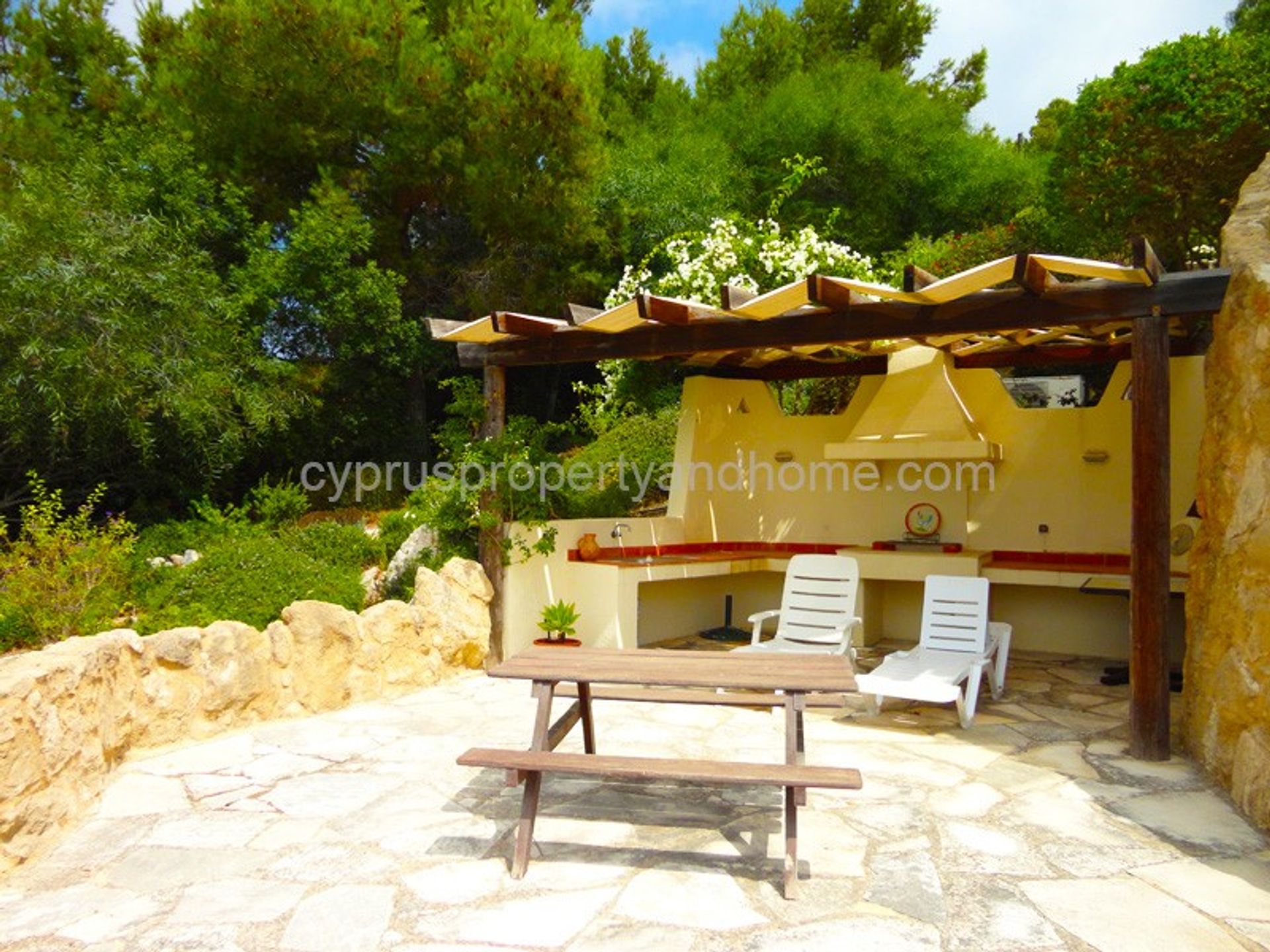 House in Tala-Kamares, Paphos 10034577