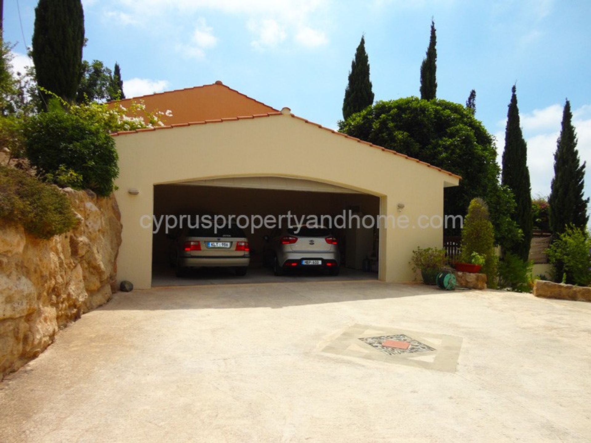 House in Tala-Kamares, Paphos 10034577