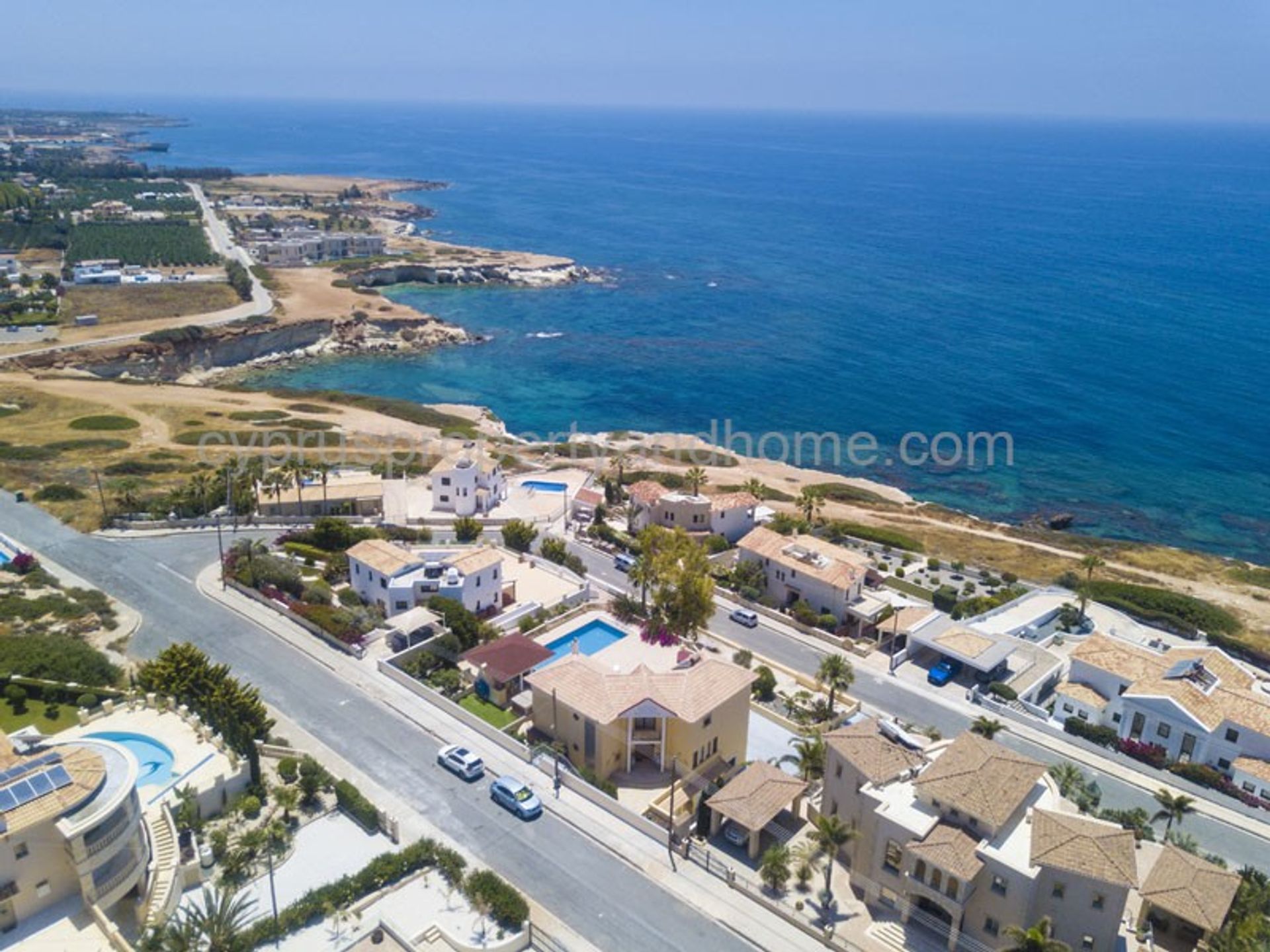 Будинок в Sea Caves - St.George, Paphos 10034595