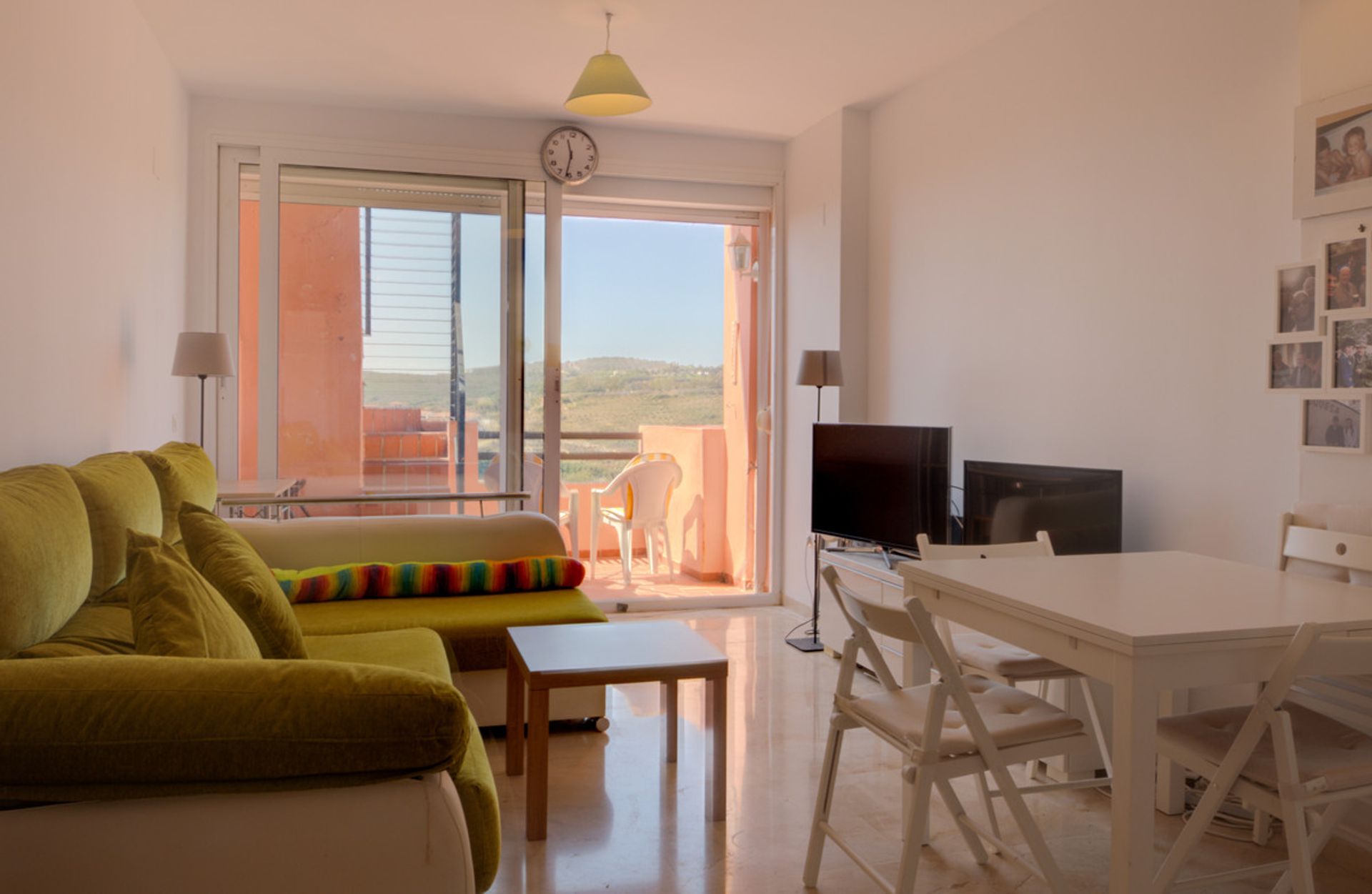 Condominium in La Duquesa, Malaga 10037302