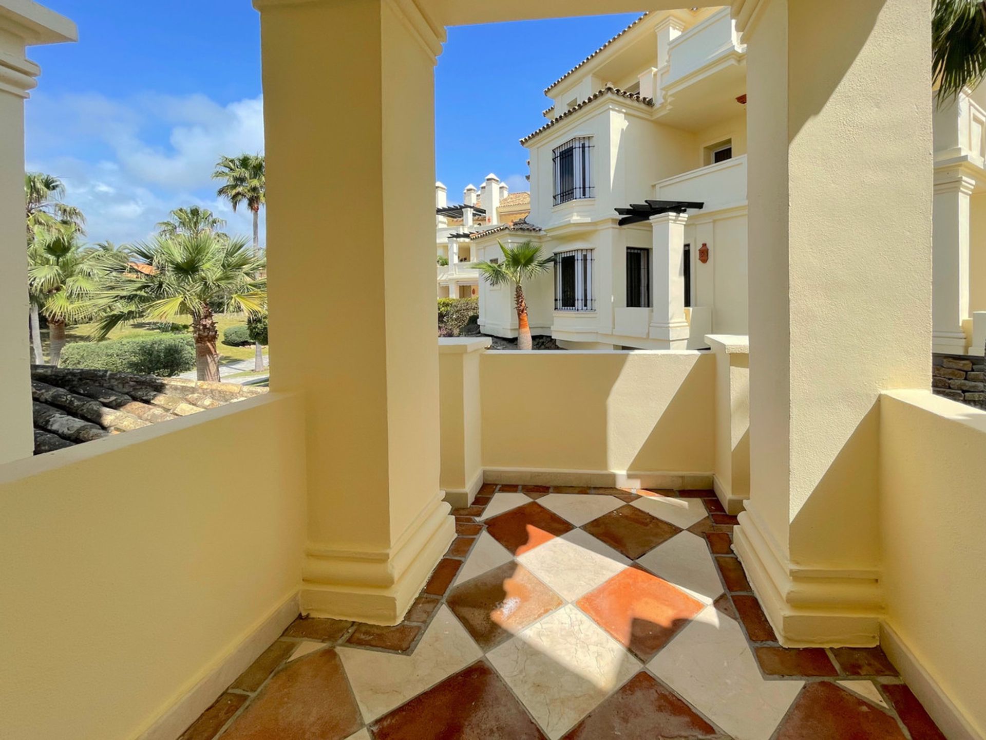 Квартира в Casares Playa, Malaga 10037426