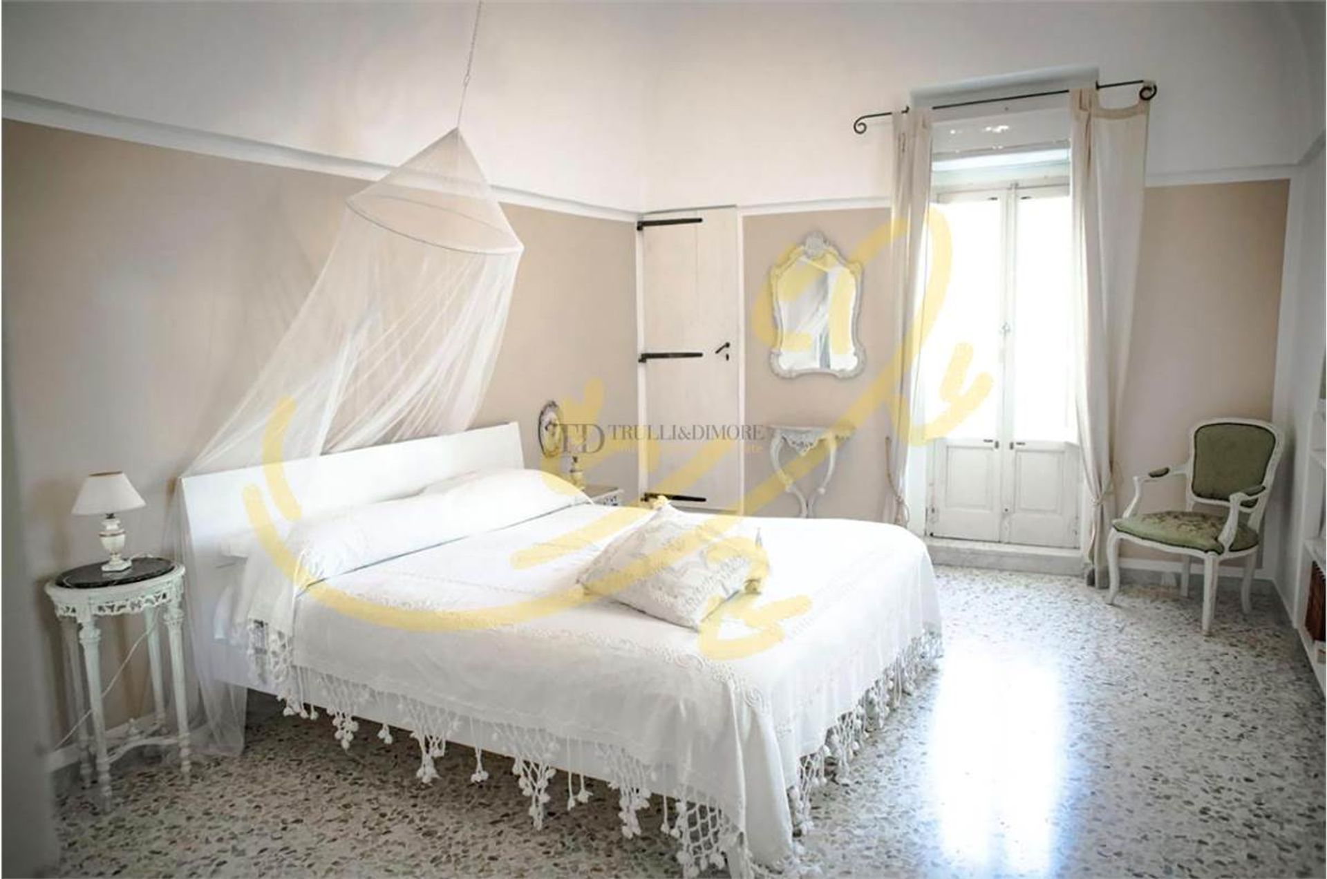 Condominio en Monopoli, Puglia 10037871