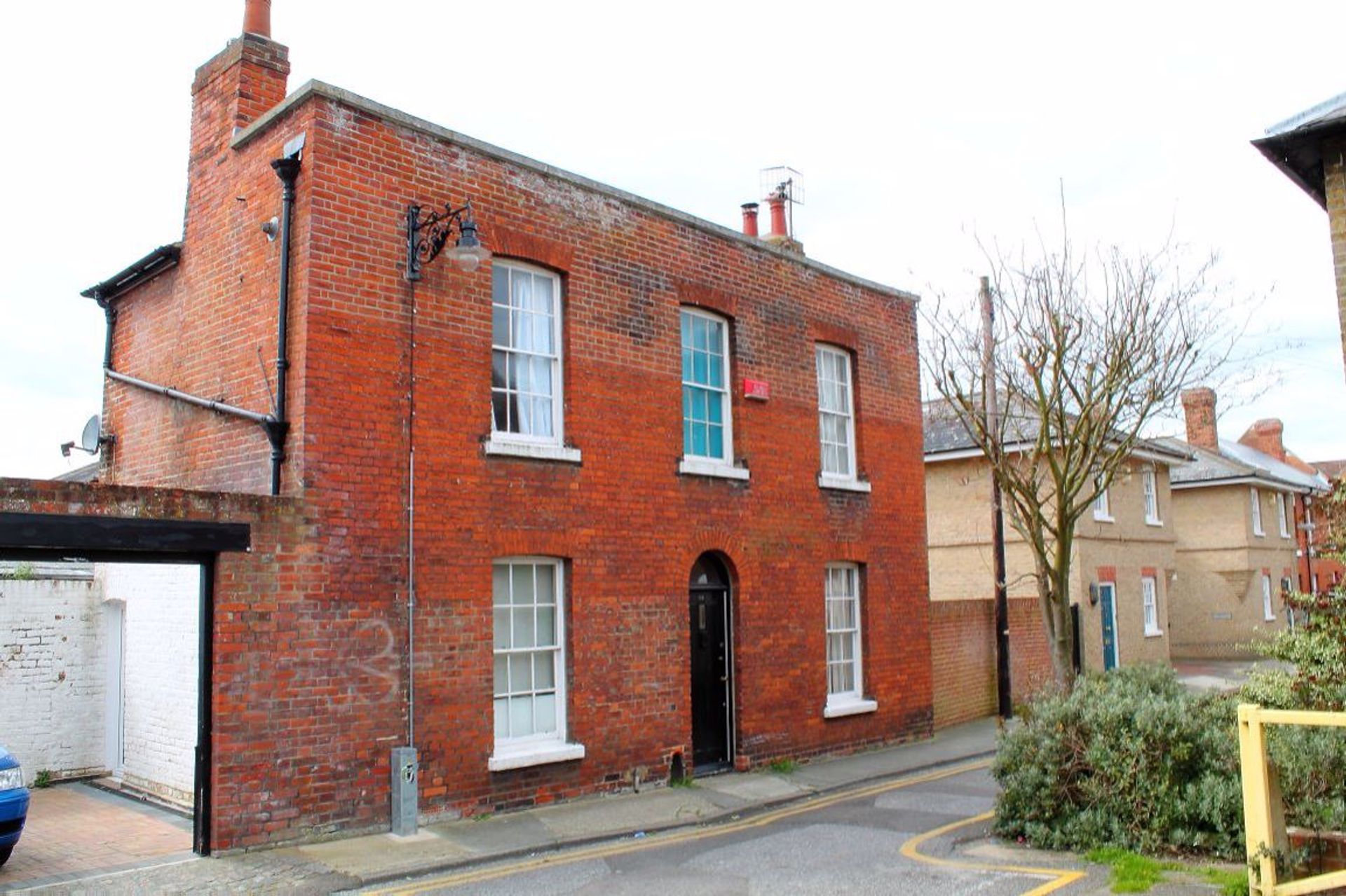 House in Canterbury, Kent 10041975