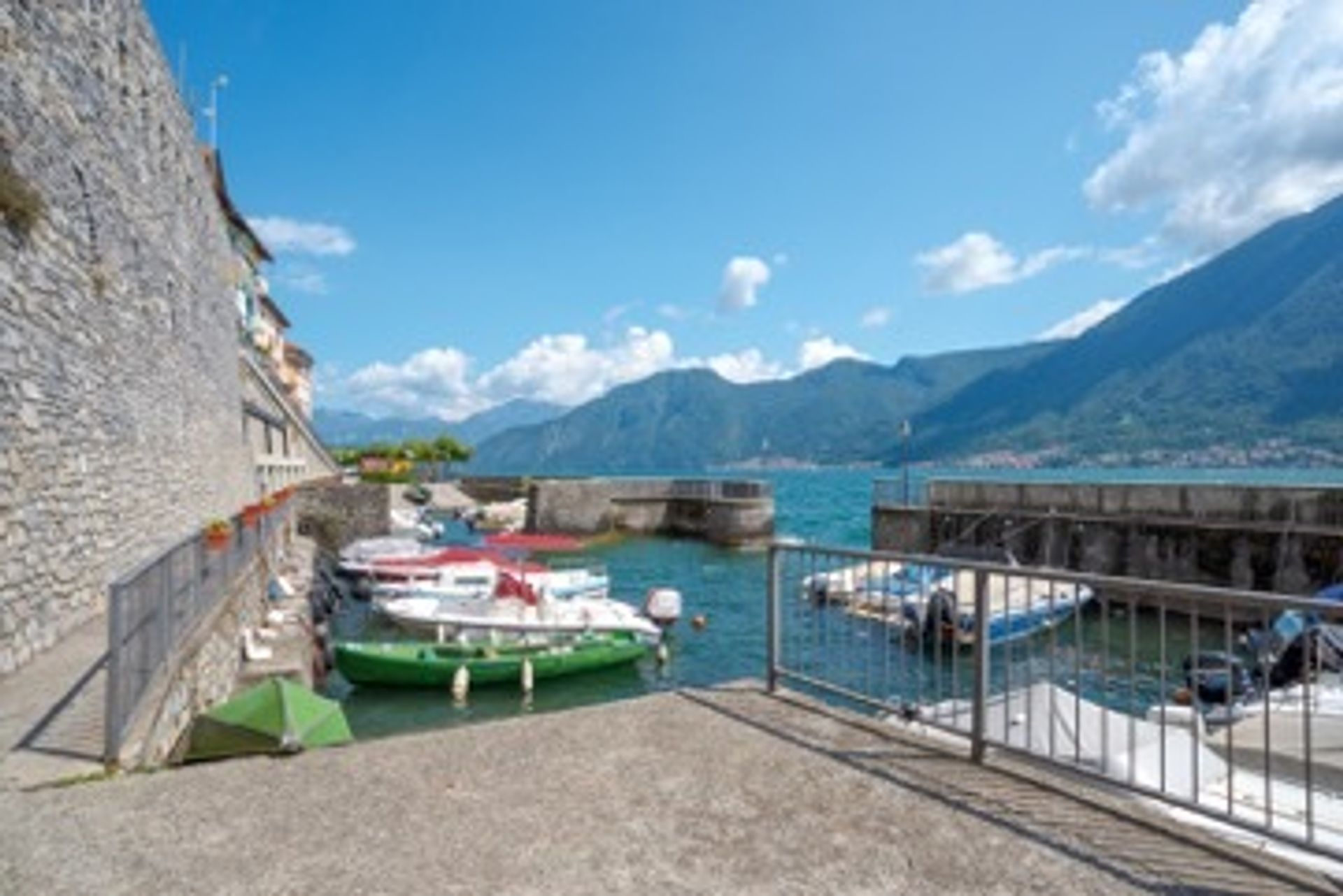 Condominio en Province Of Como, Lombardy 10042286