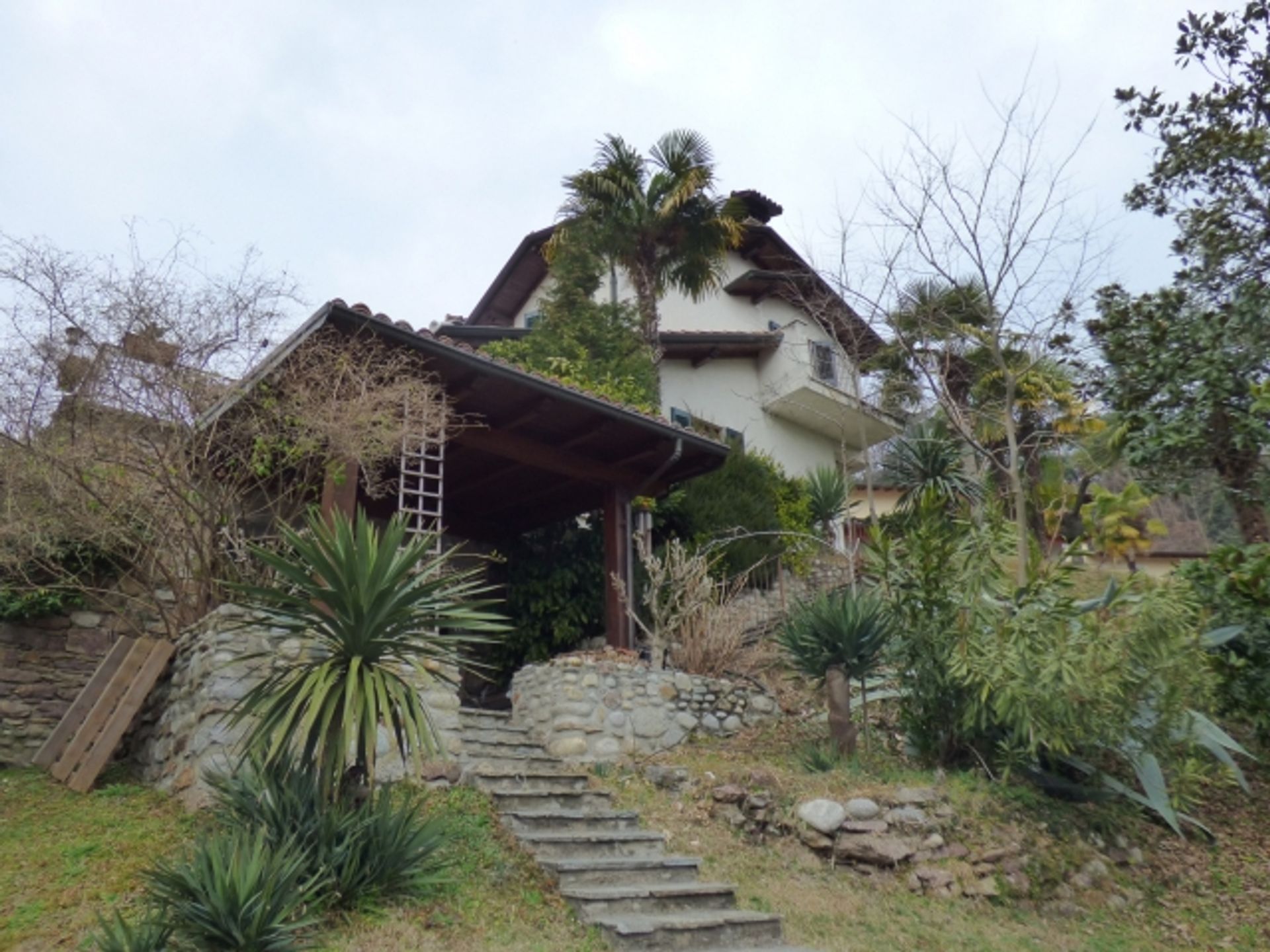 House in Tremezzo, Lombardy 10042289