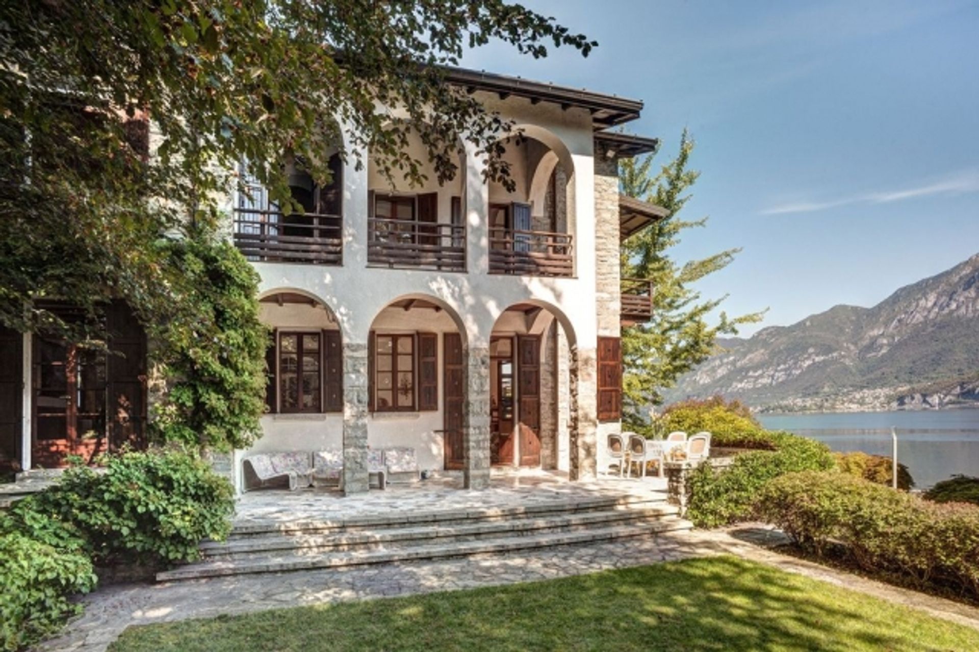 Huis in Oliveto Lario, Lombardy 10042363