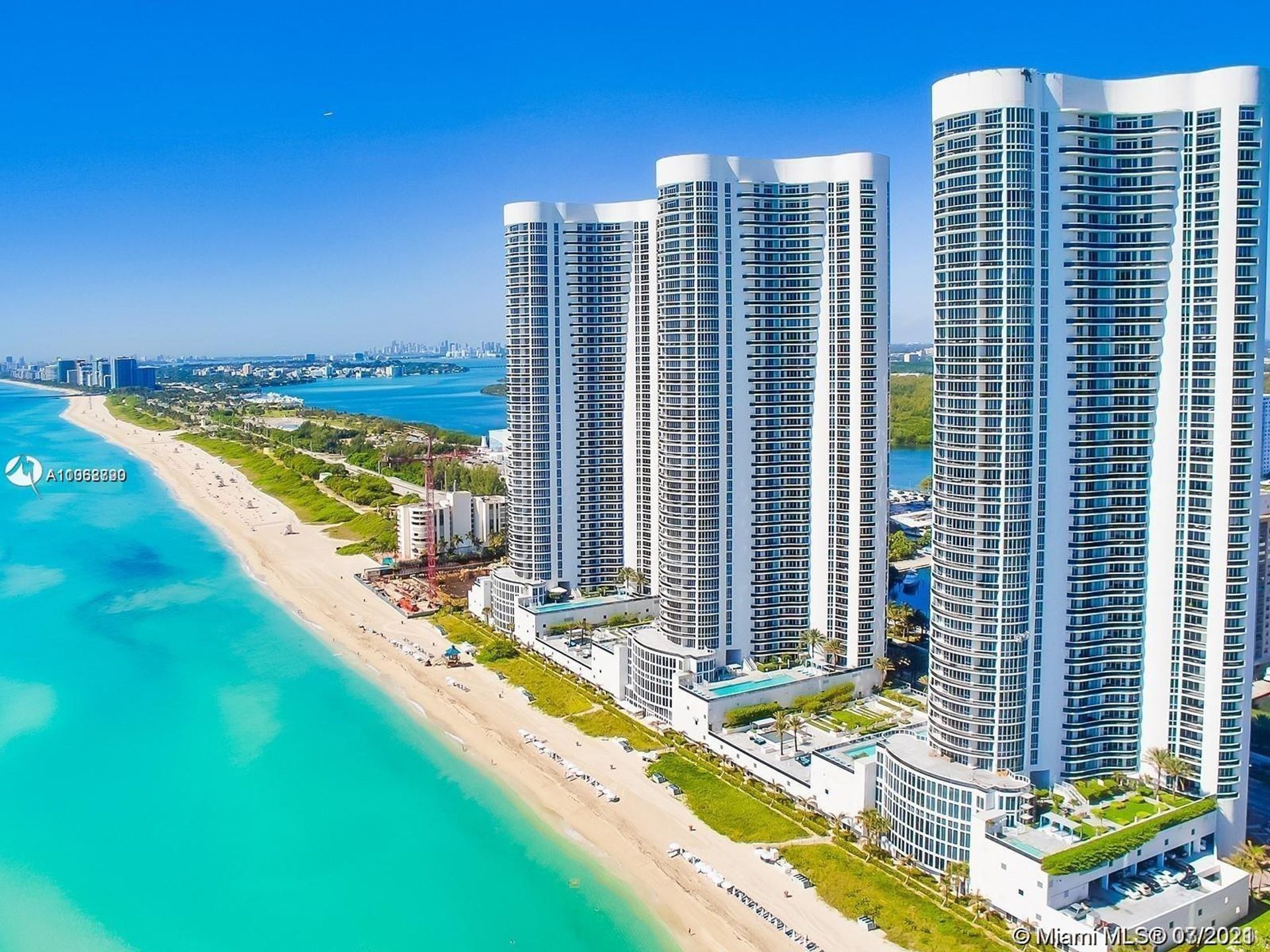 Ejerlejlighed i Sunny Isles Beach, Florida 10042518