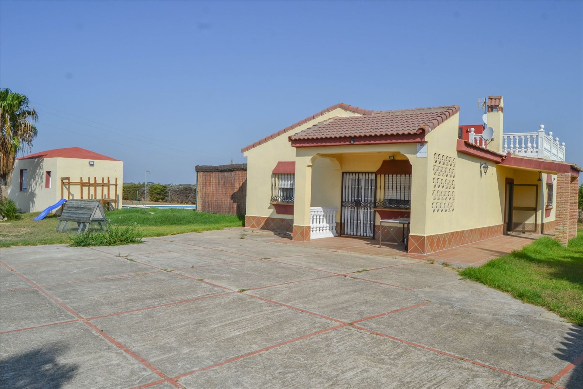 House in Chiclana de La Frontera, Costa Luz 10042568