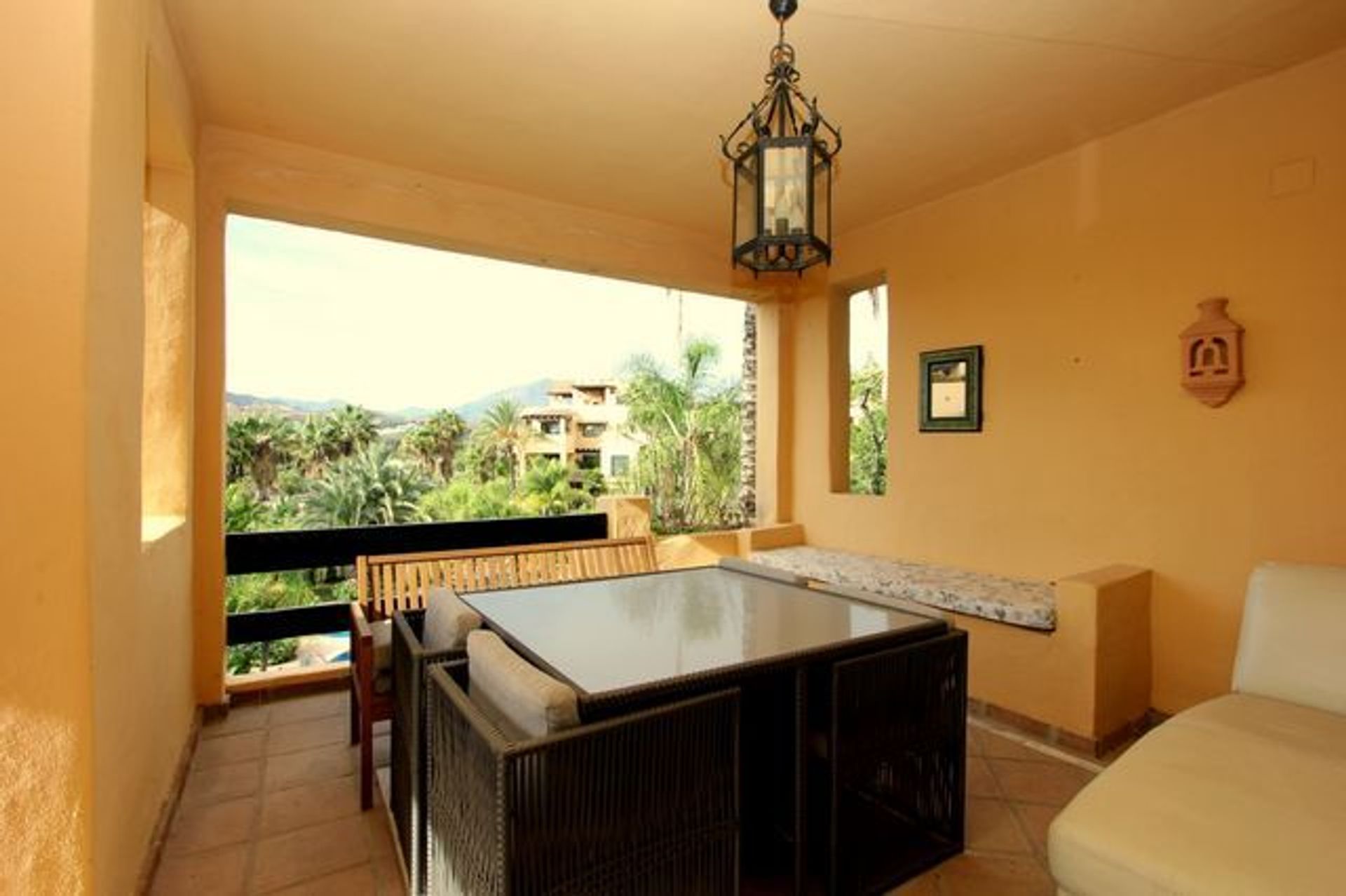 Condominium in Estepona, Malaga 10043839