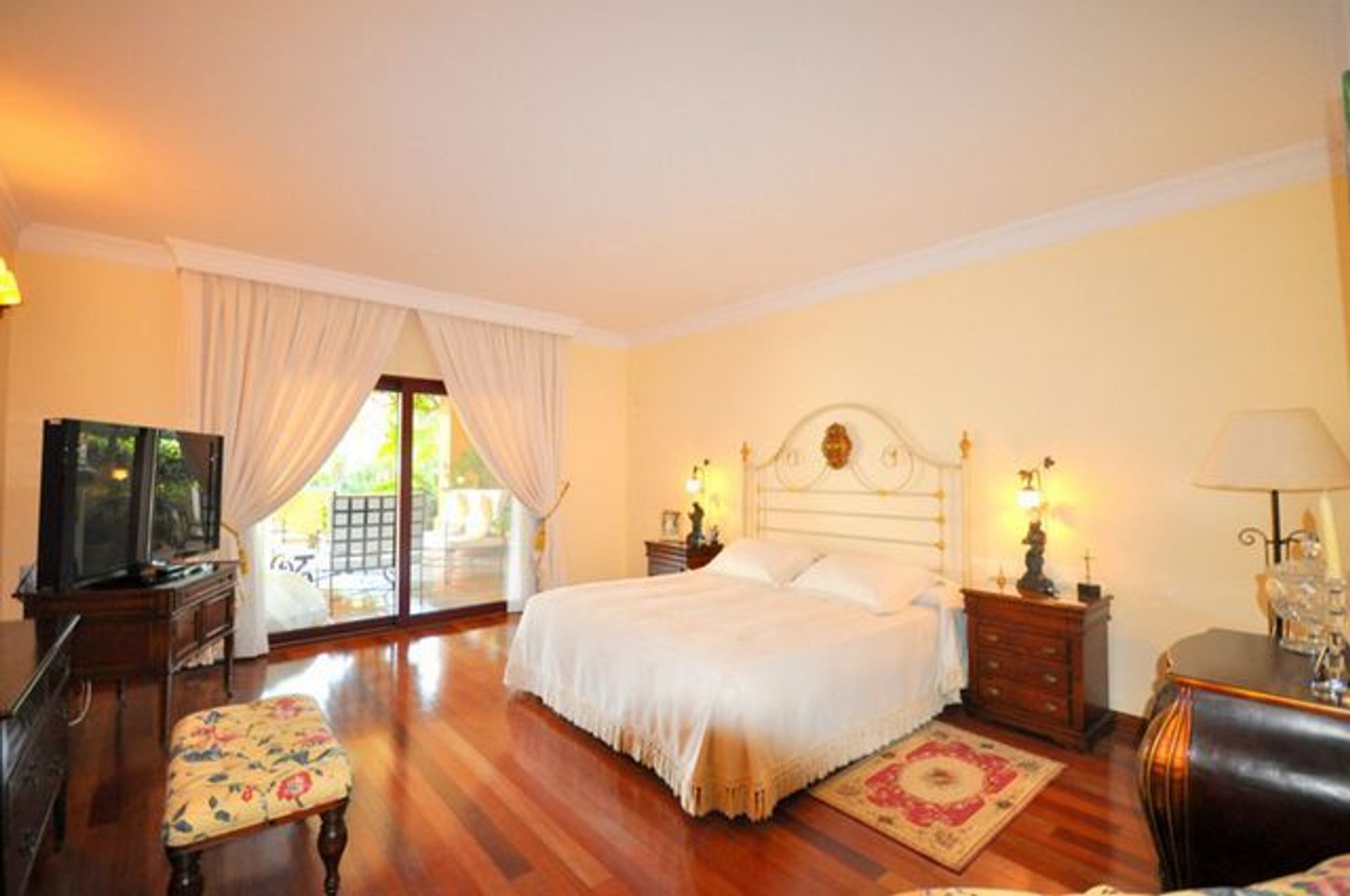 بيت في Marbella Golden Mile, Malaga 10043847