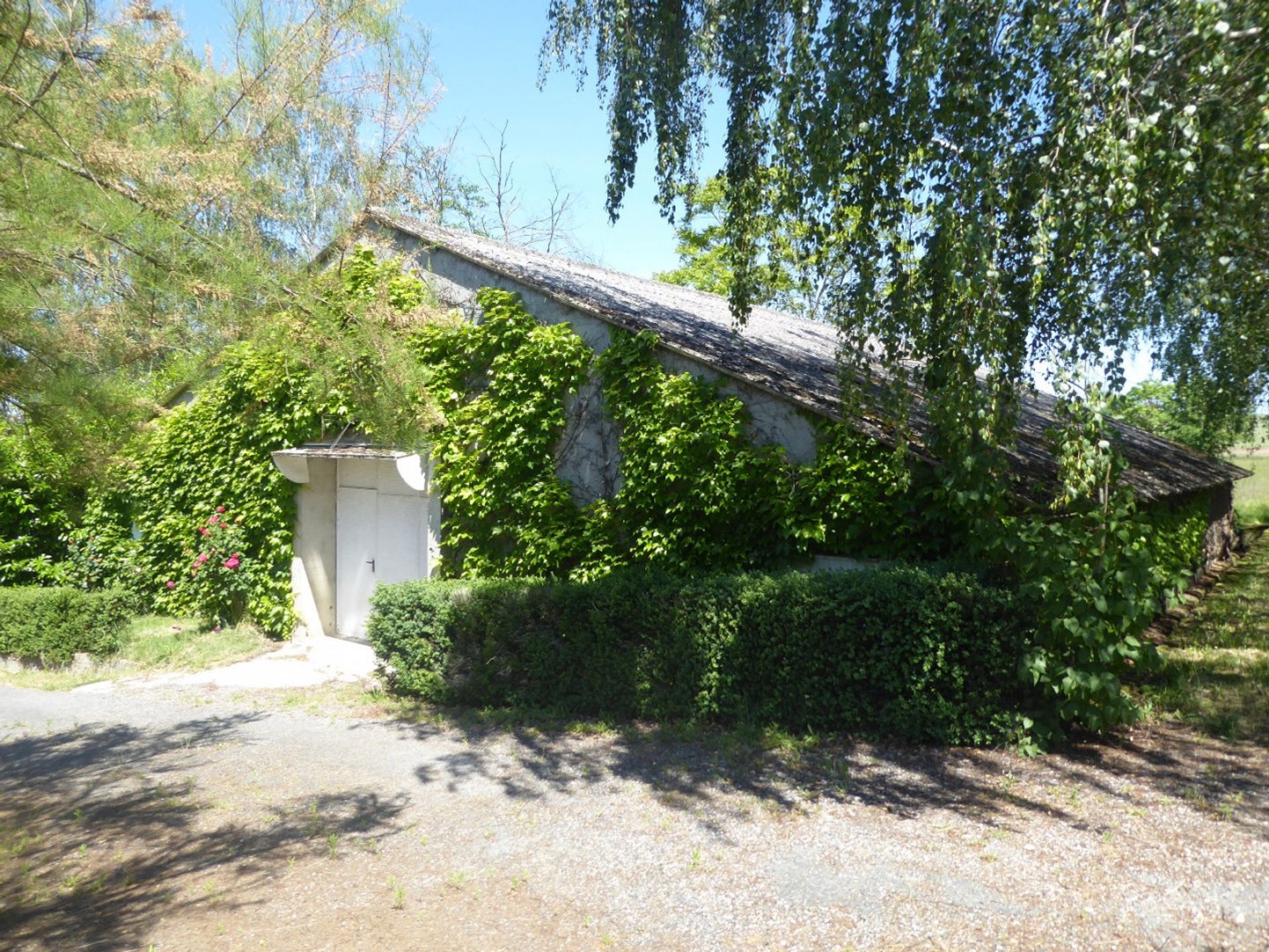 Другой в Saint Pourcain Sur Sioule, Auvergne 10047300